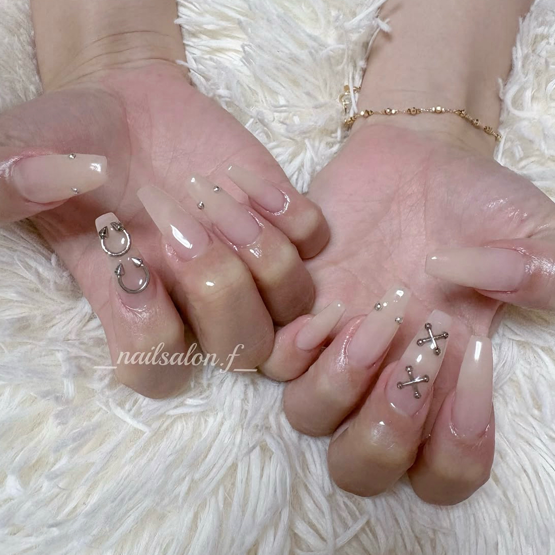 _Nailsalon.f_