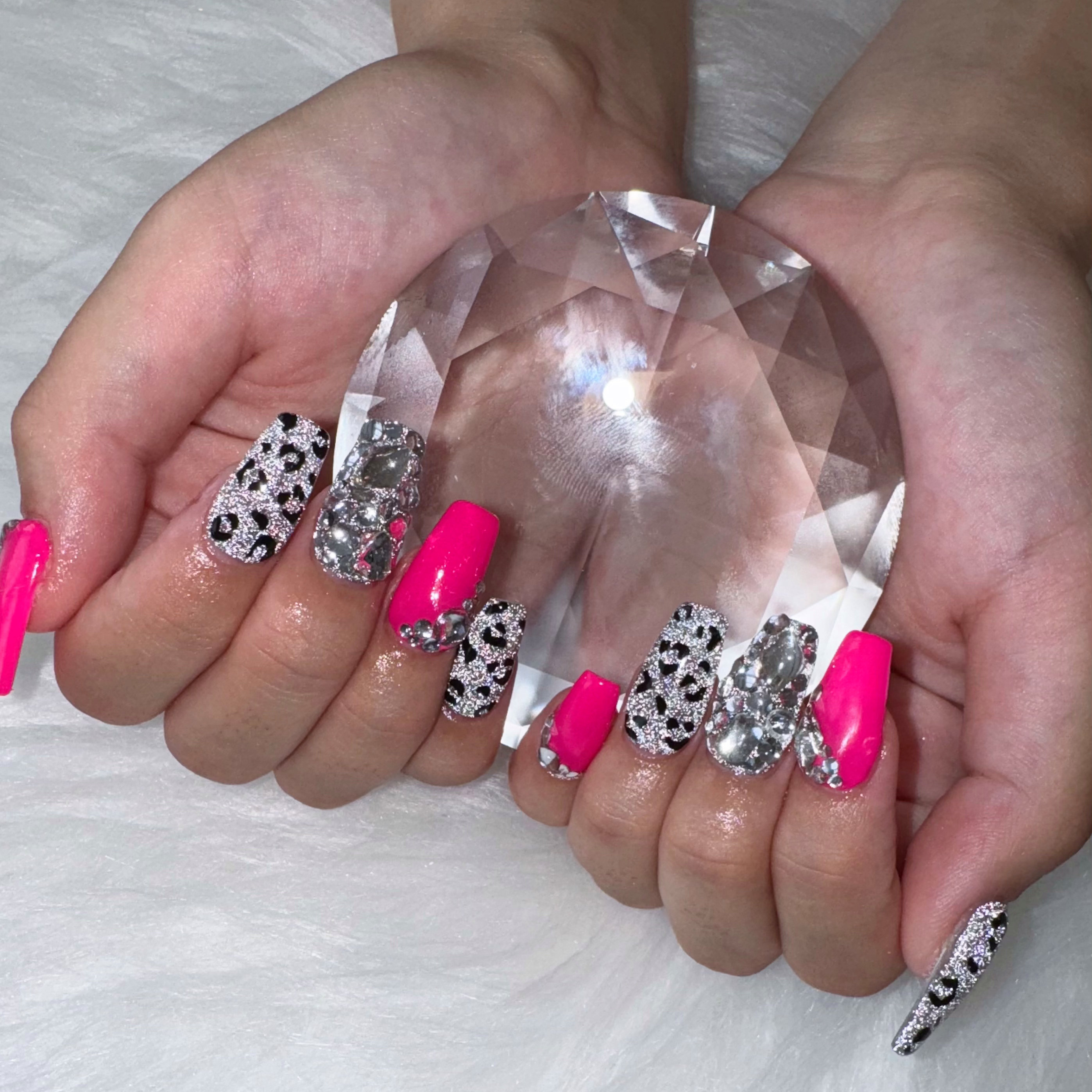 VIERU_nail1116