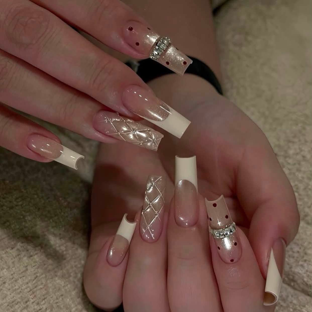 CHAIKO_ANA_CHUO_NAIL