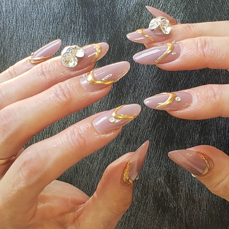 NailAllure