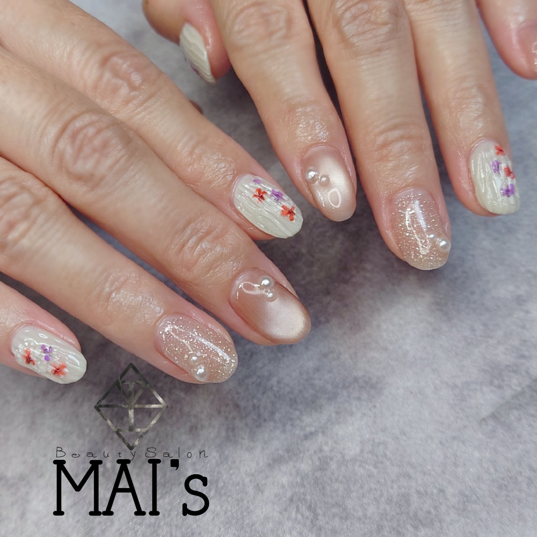 mais_nail.e