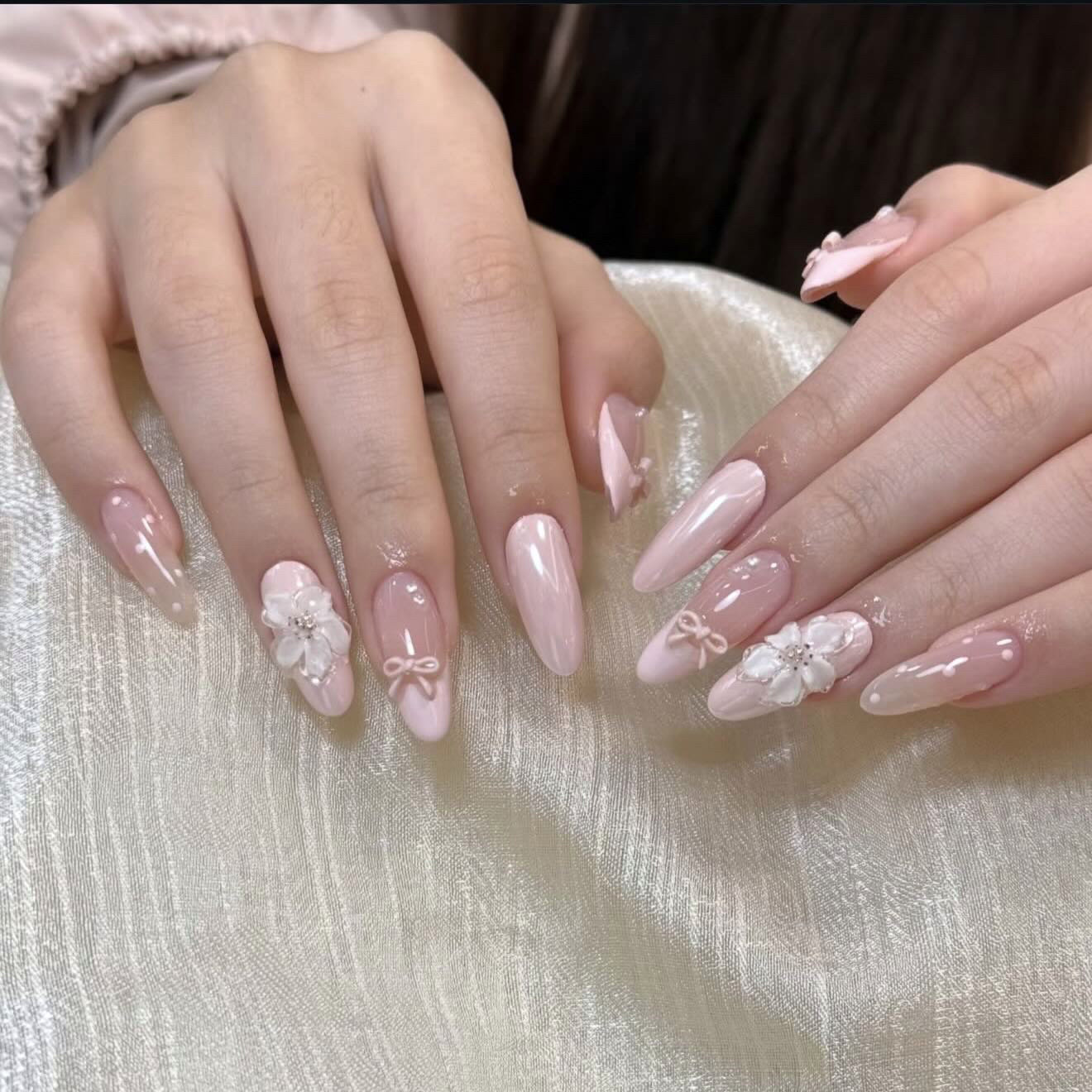 DAISY_NAIL_RISA