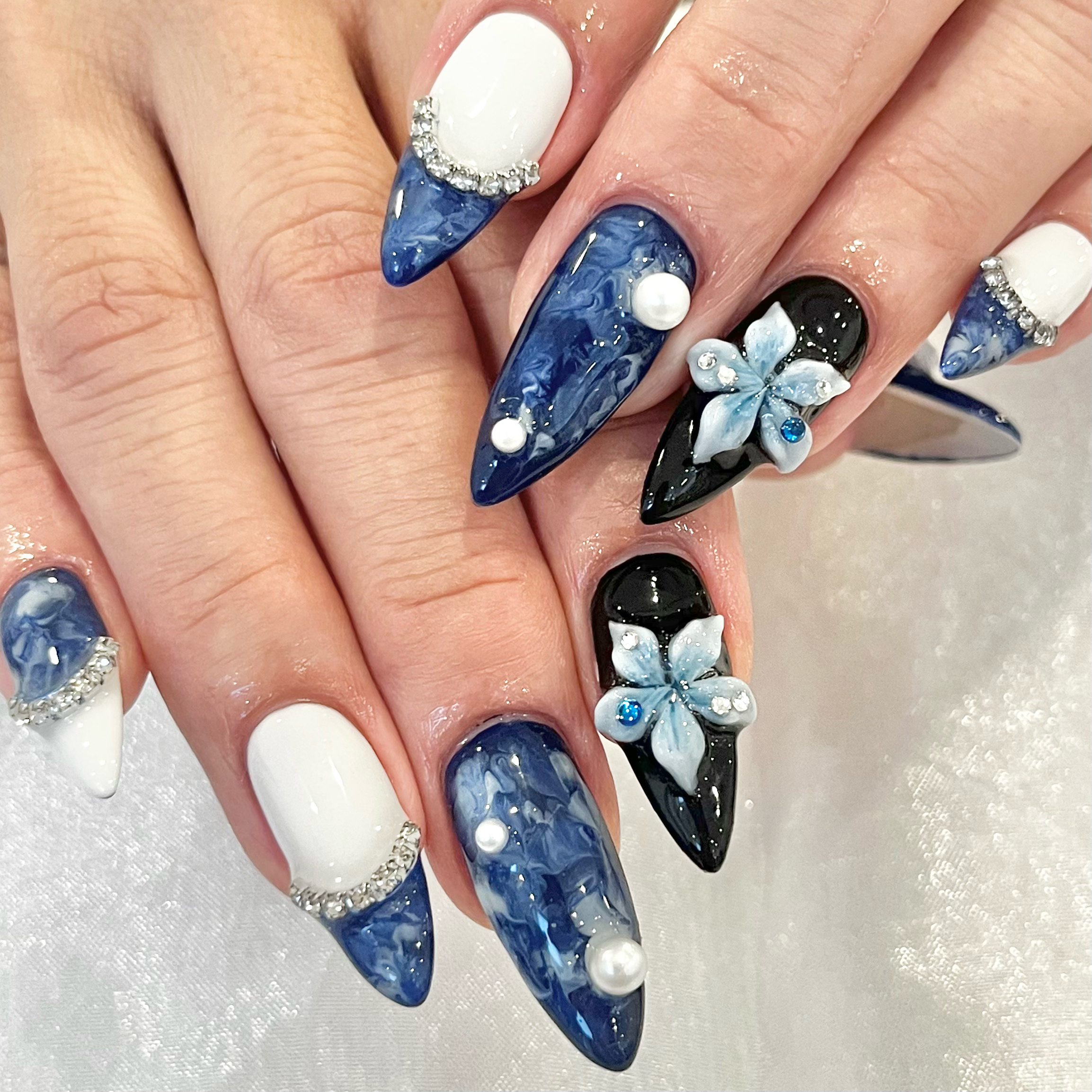 kana_trunail