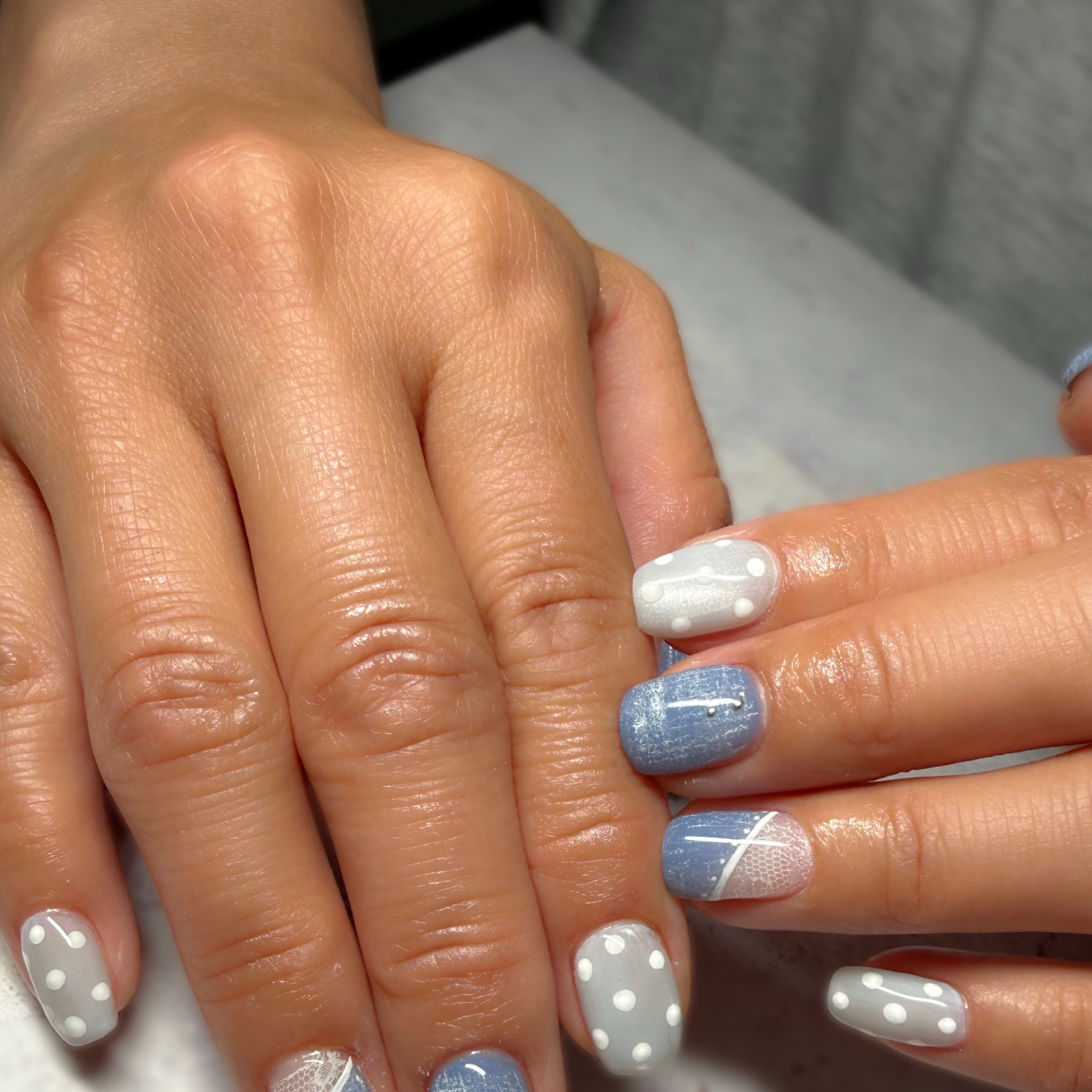 Nail975