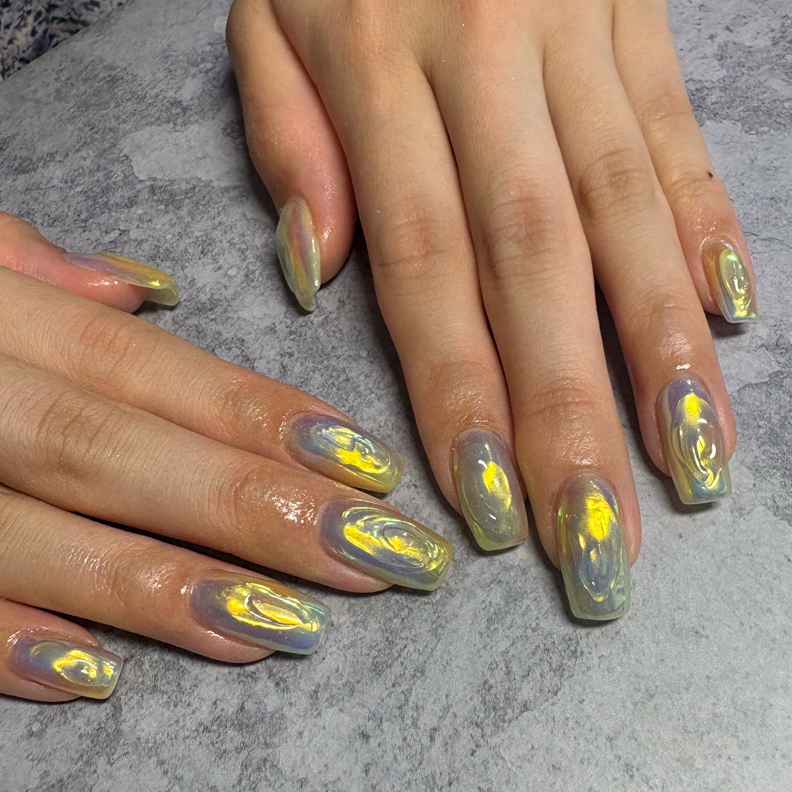 ..ada..nail