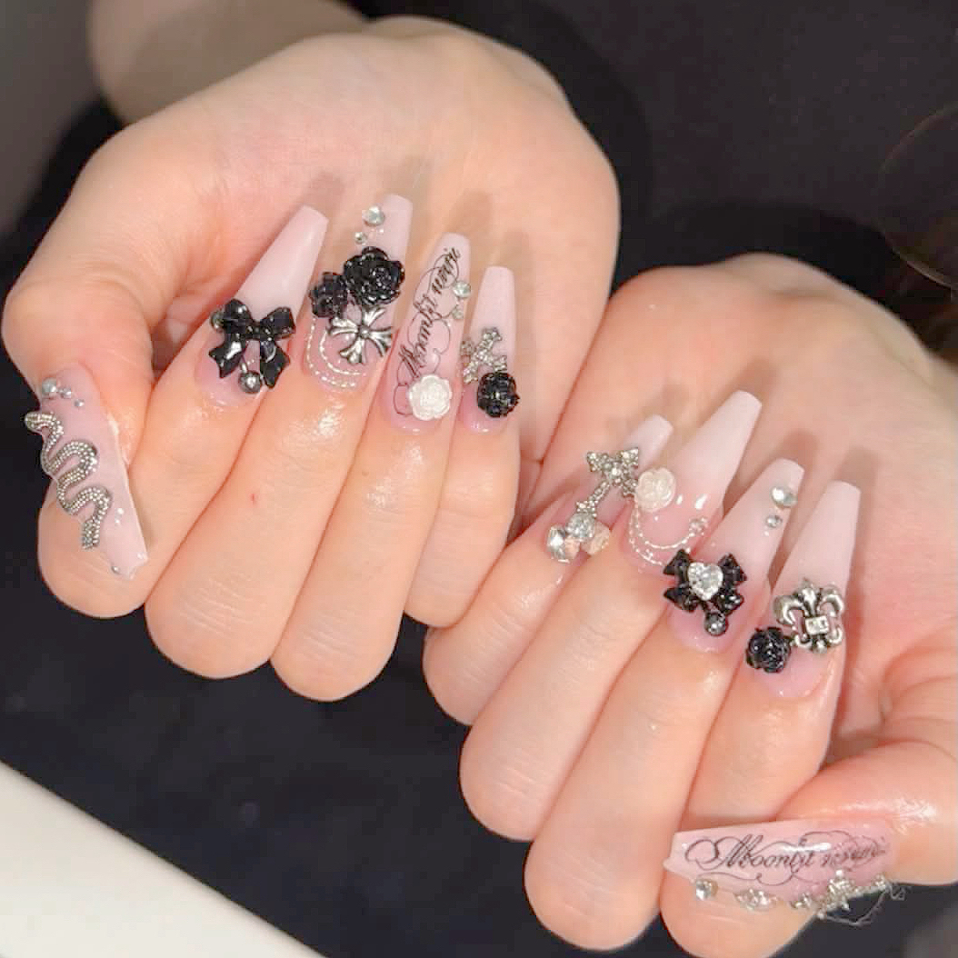 Liina_Nail