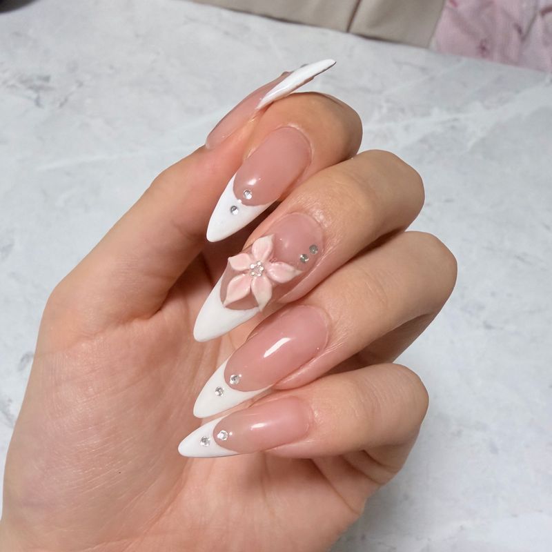 pivo nail salon
