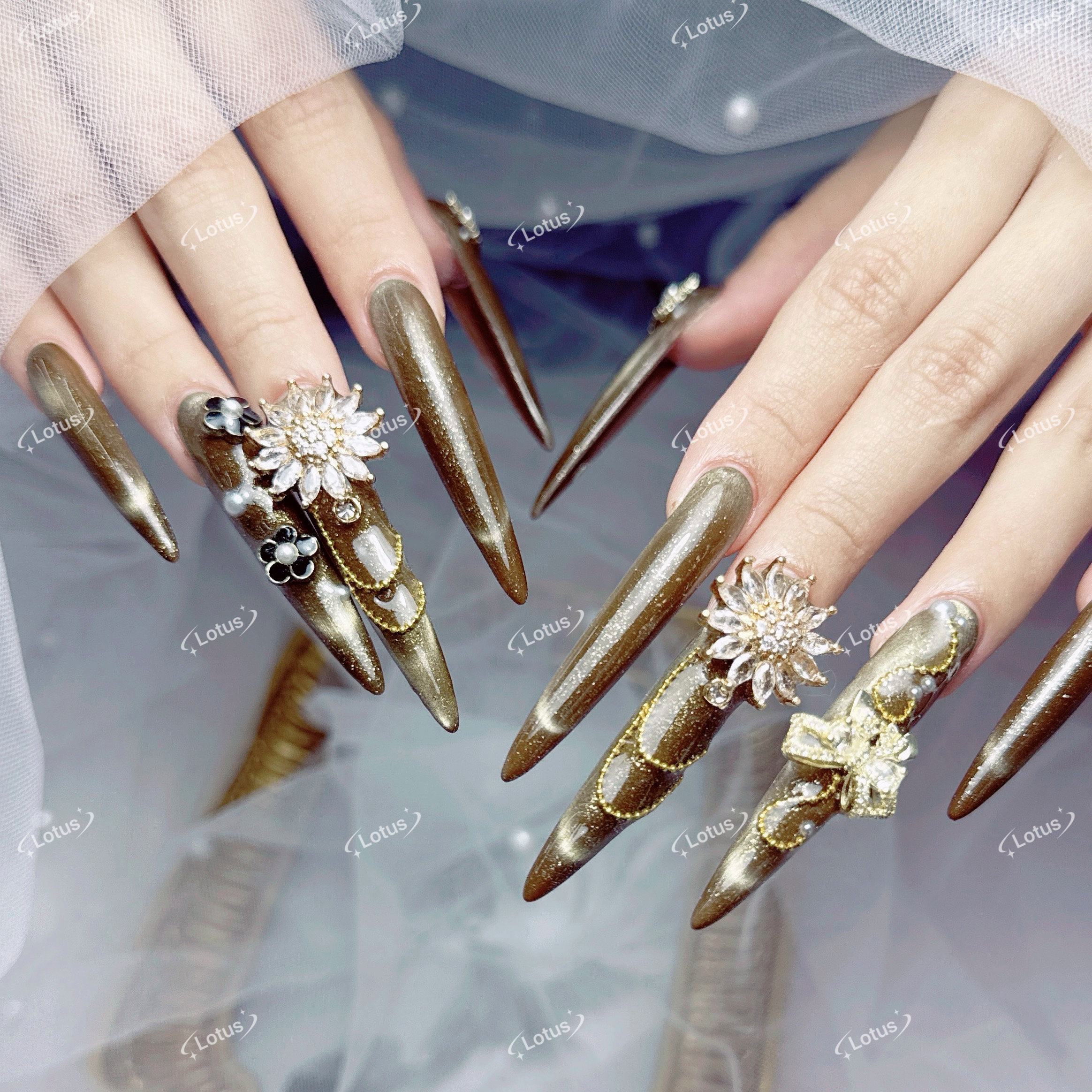 naillotus