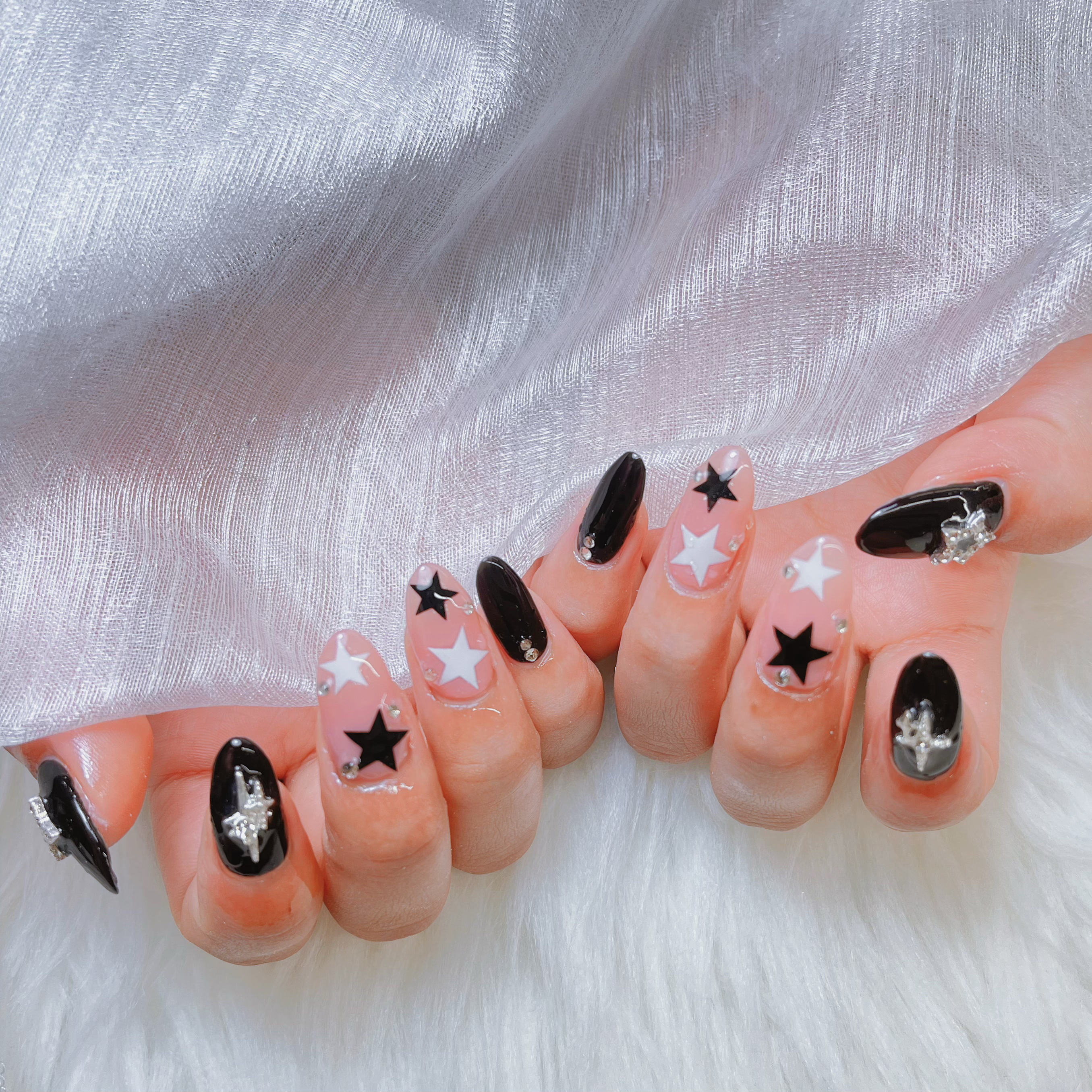 LuCie_Nail