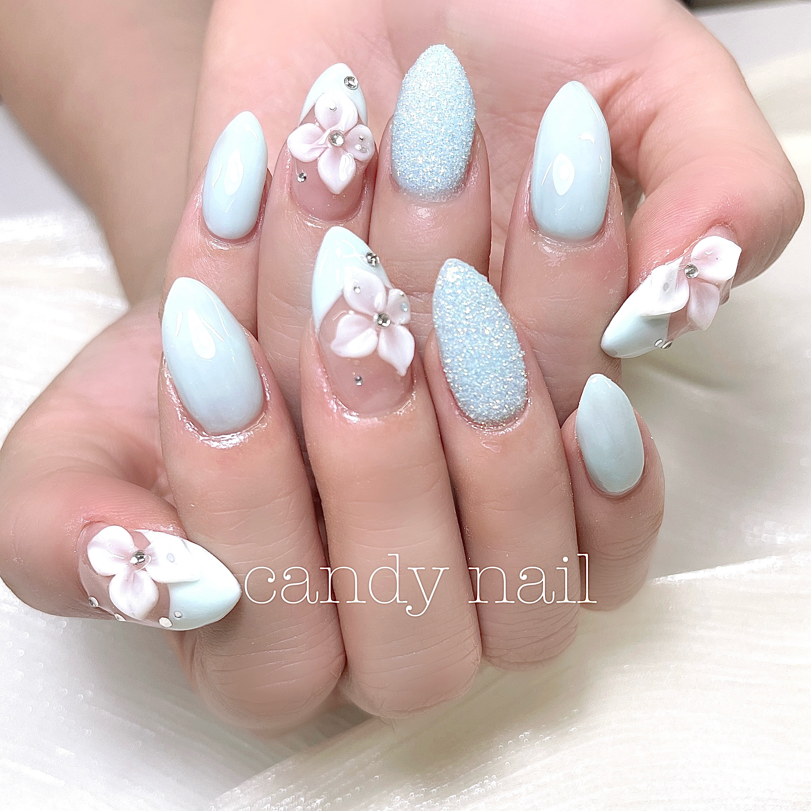 mari.0nail