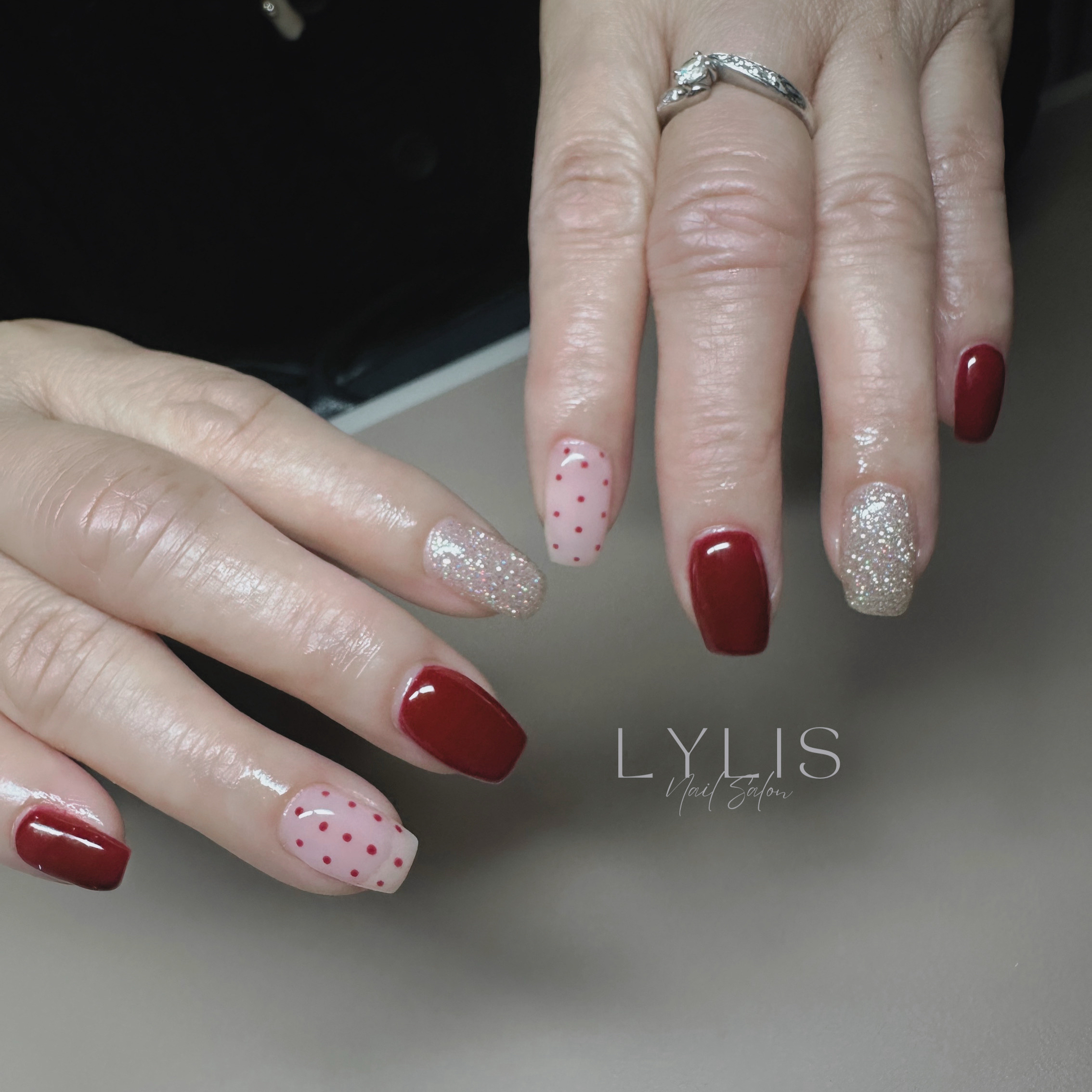 LYLIS_NAIL