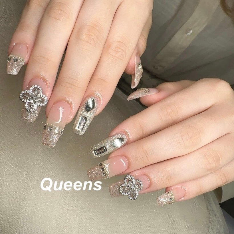QueensCiCi