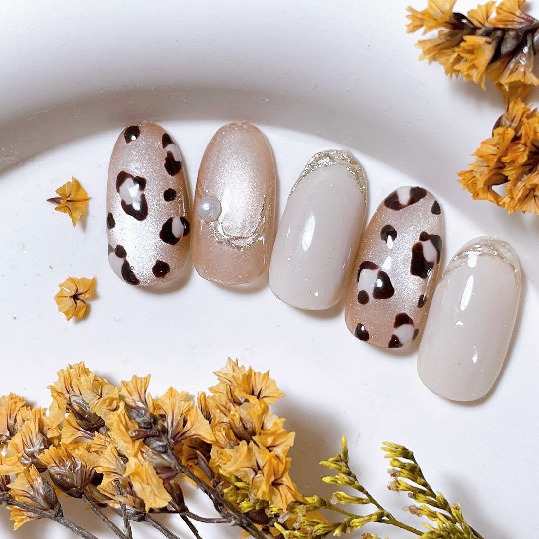 mogu_nail