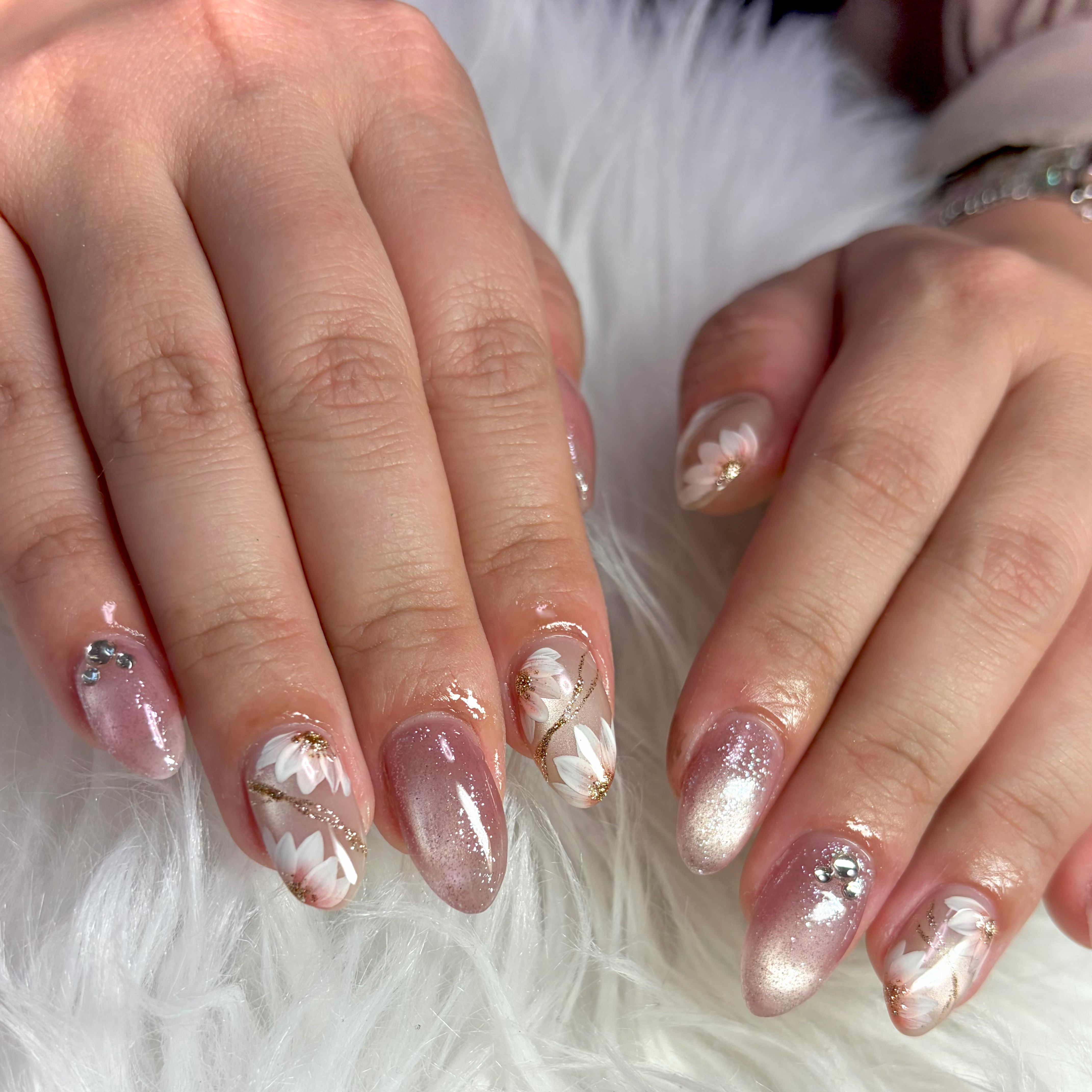 NailroomA