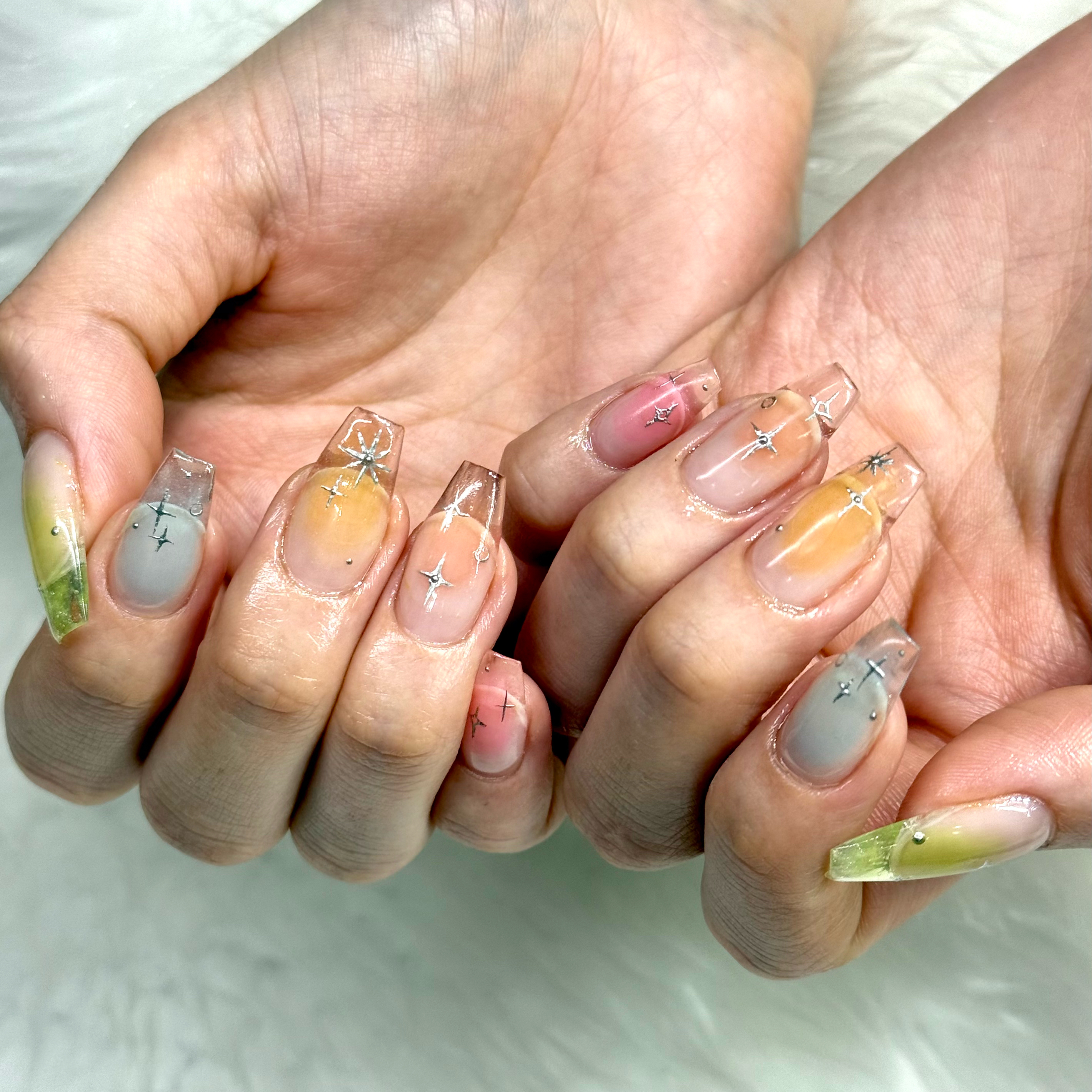 glow_nail