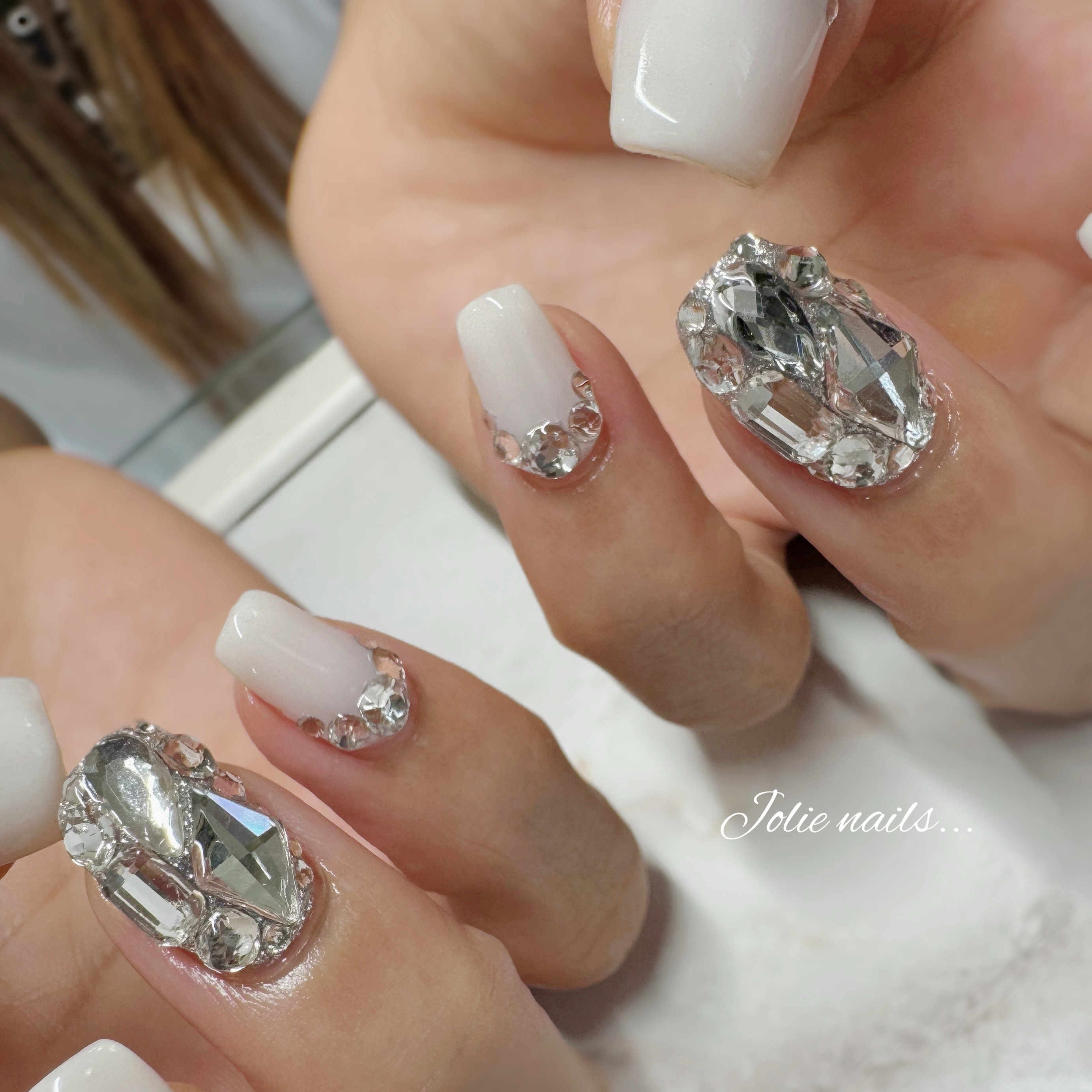 Jolie_nails