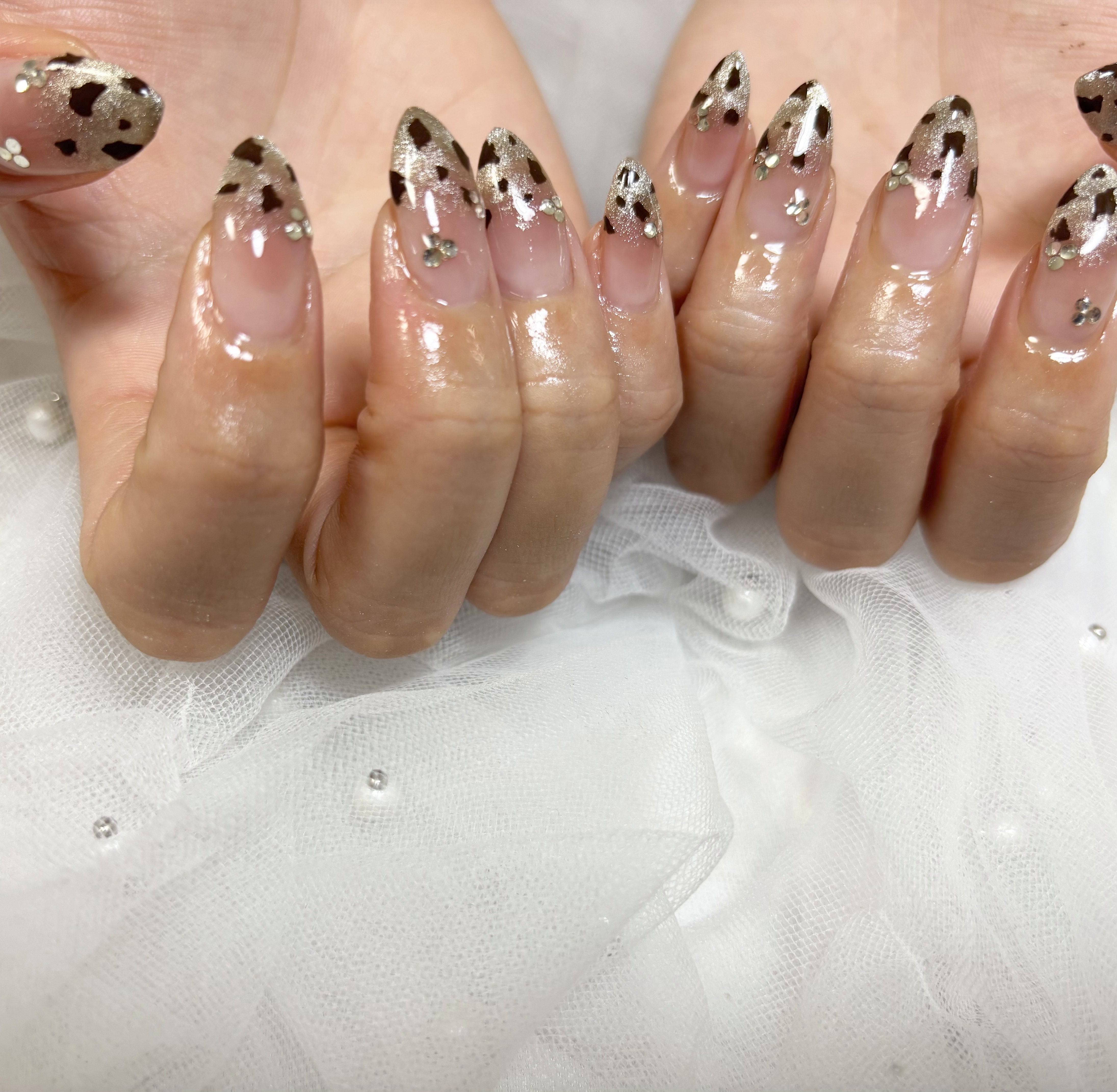 y.nail.i
