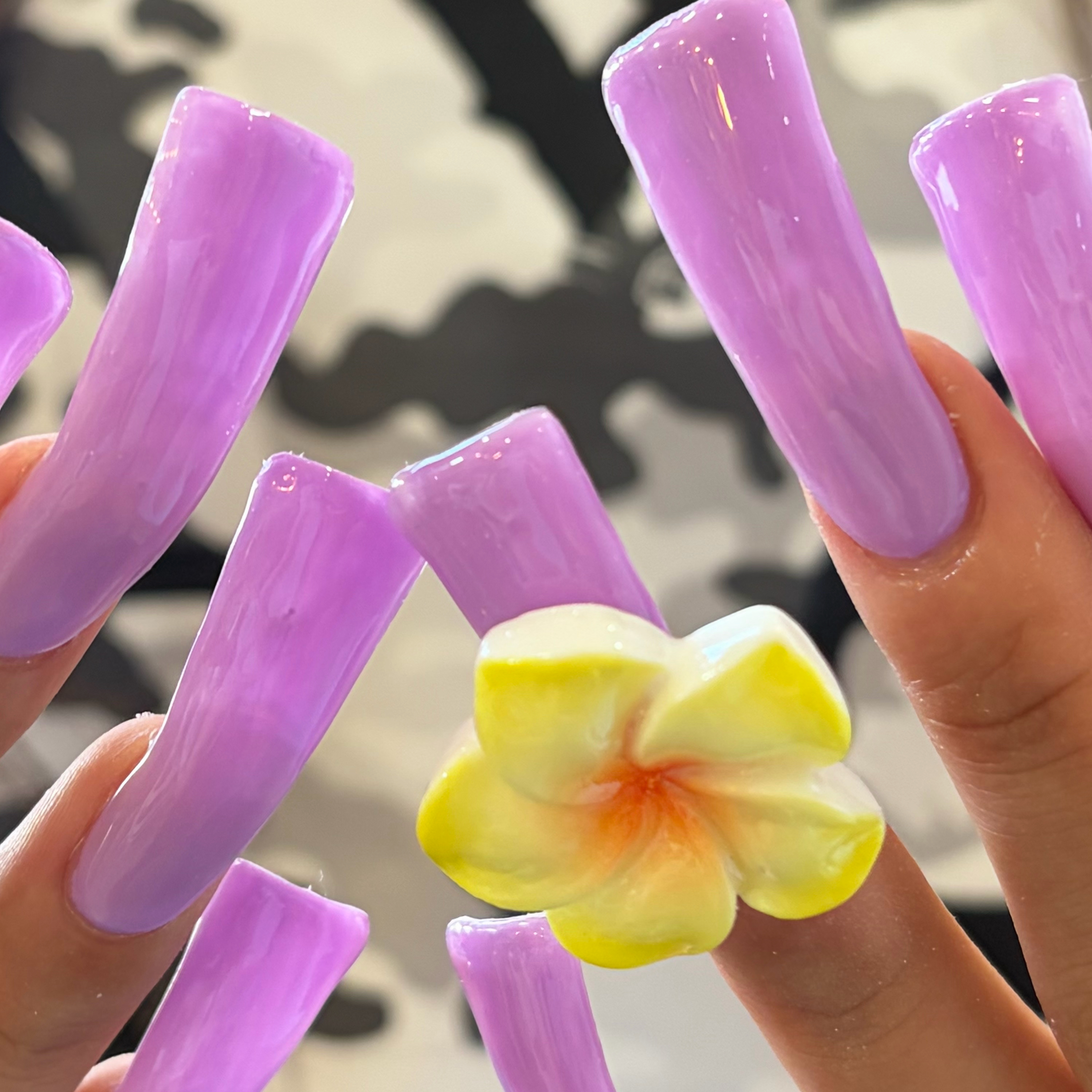 ri_nails2