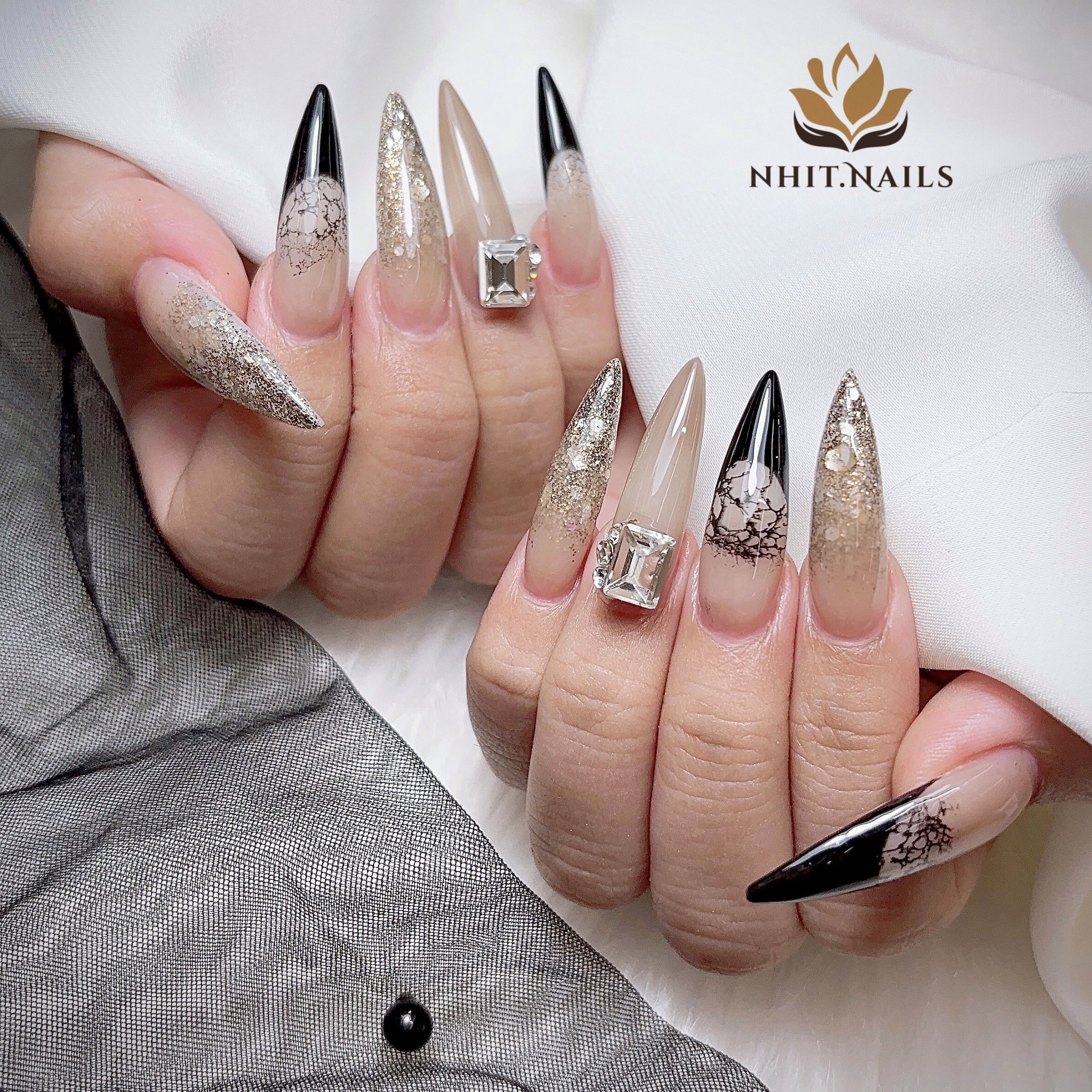 Nhit.Nails