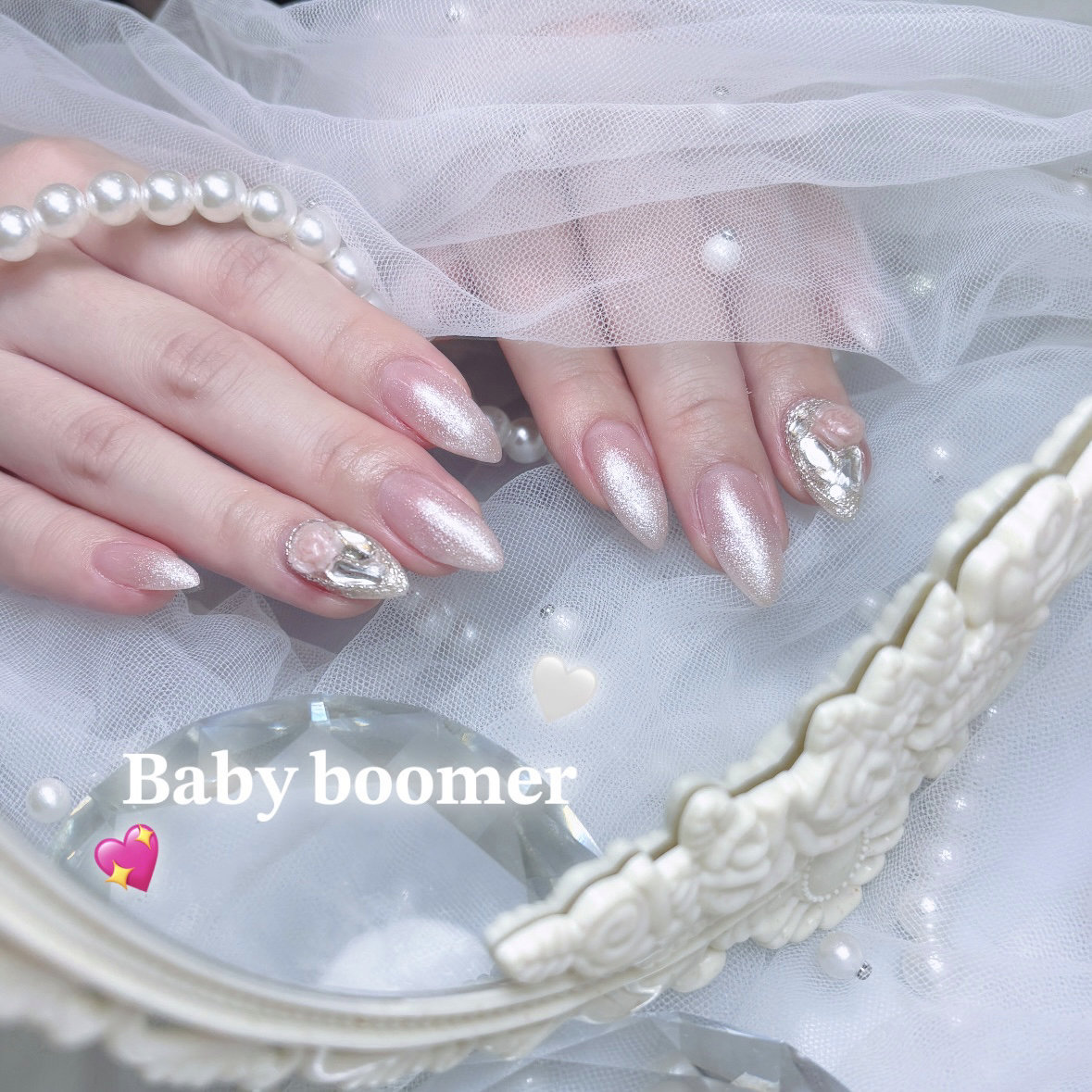 mu._.nail