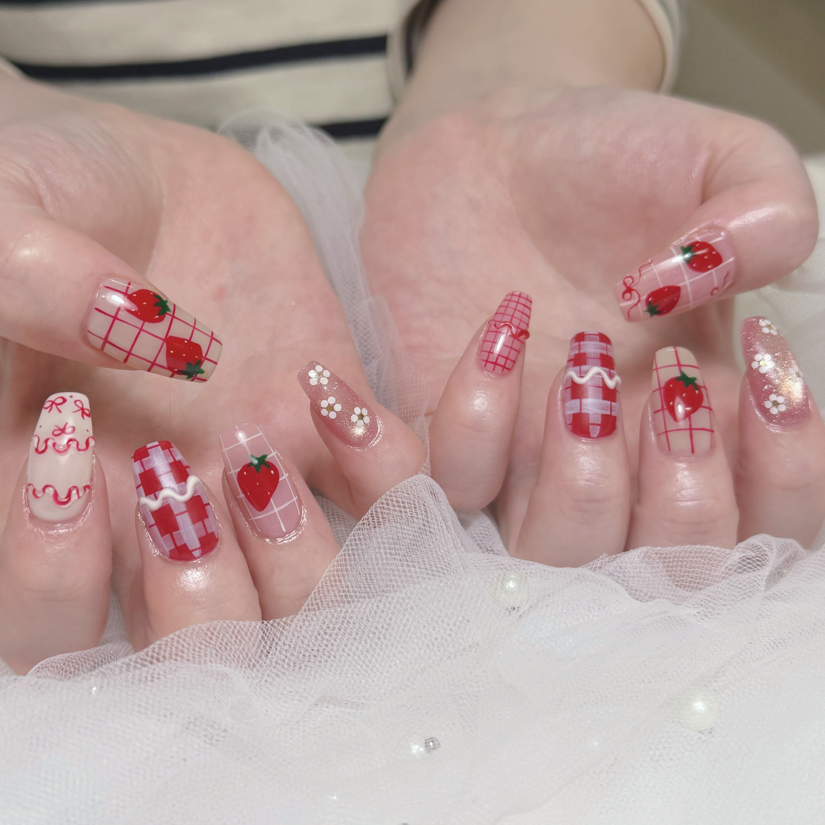 Lilies__nail