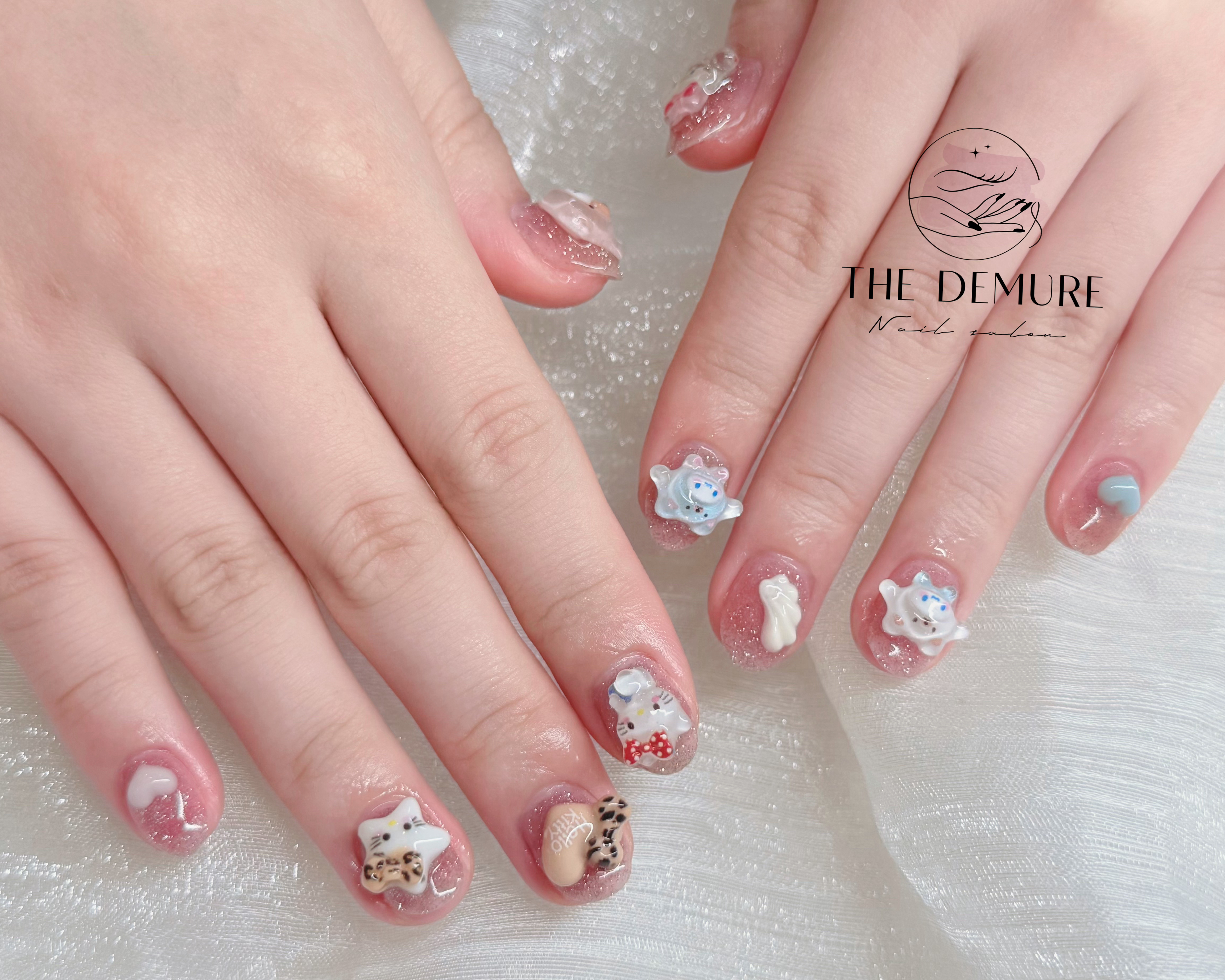 nail_Demure