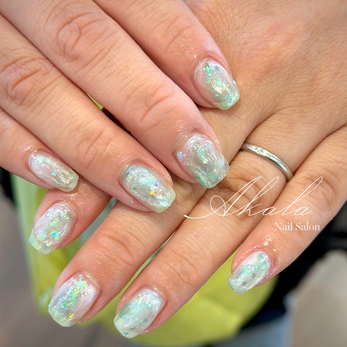 nailsalon_Akala
