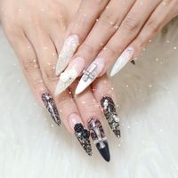 NanaRisuNails