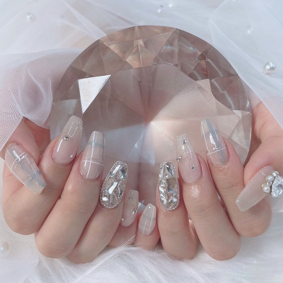 funnail_shinsaibashi