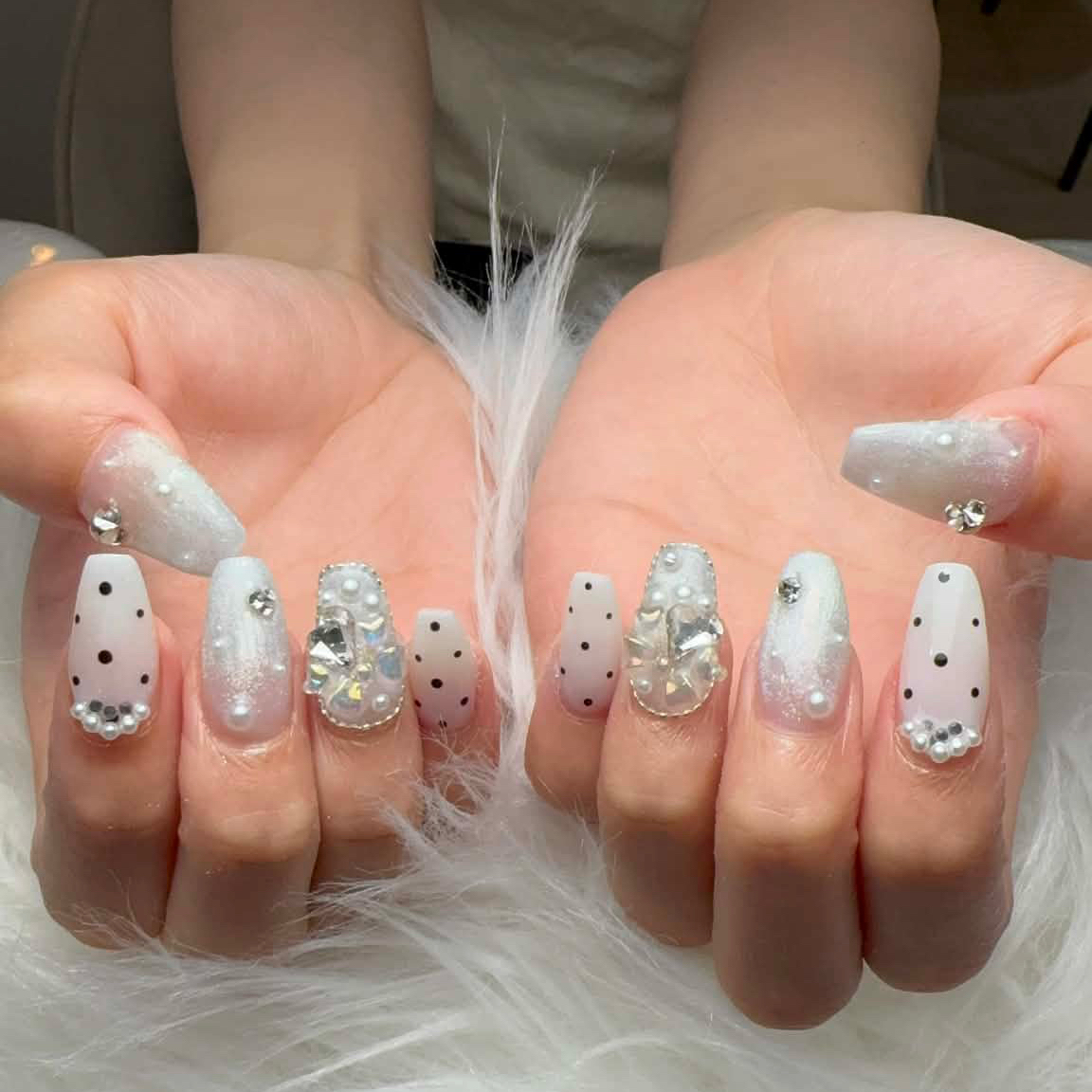 AMI_NAIL_KEBUKURO