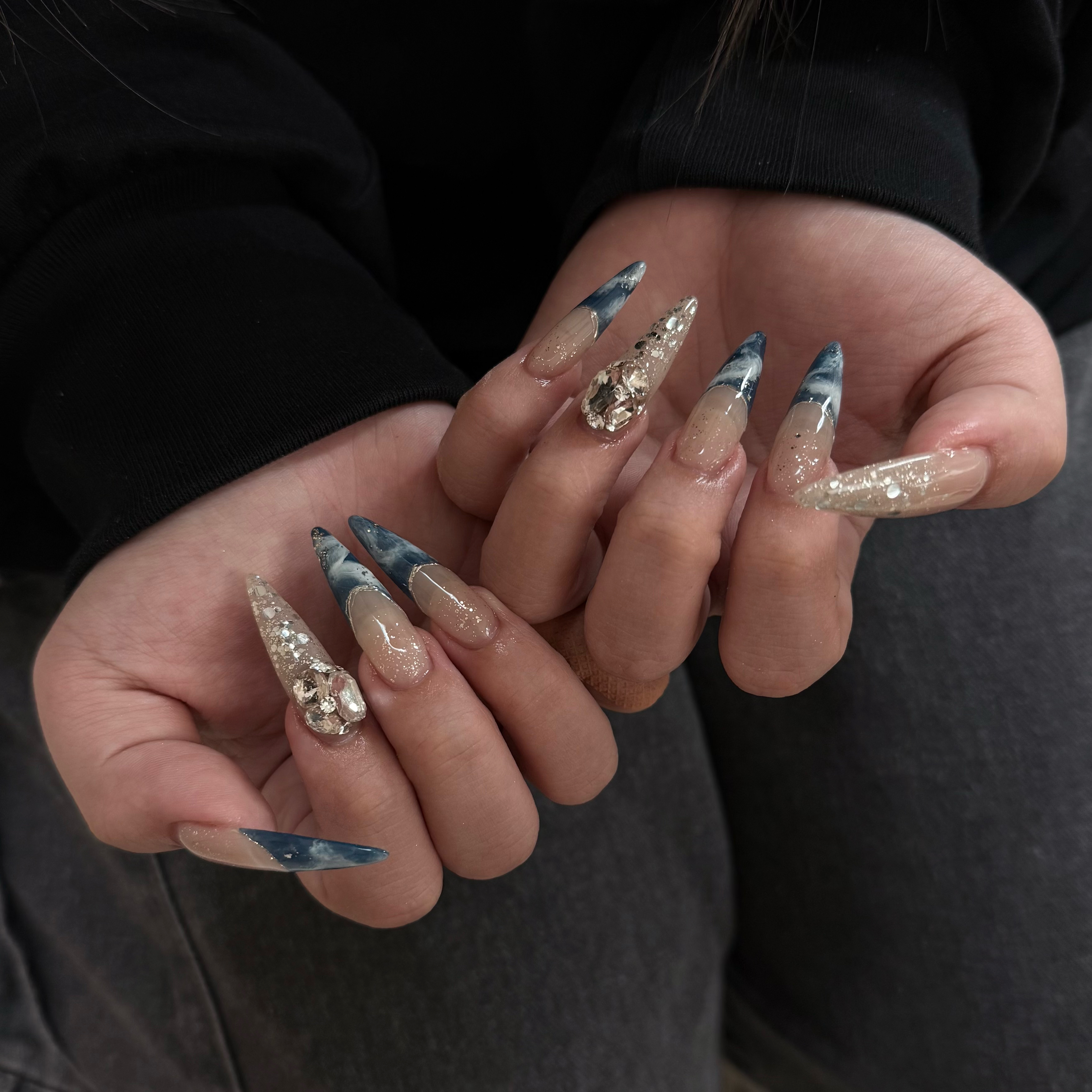 Bi_nail
