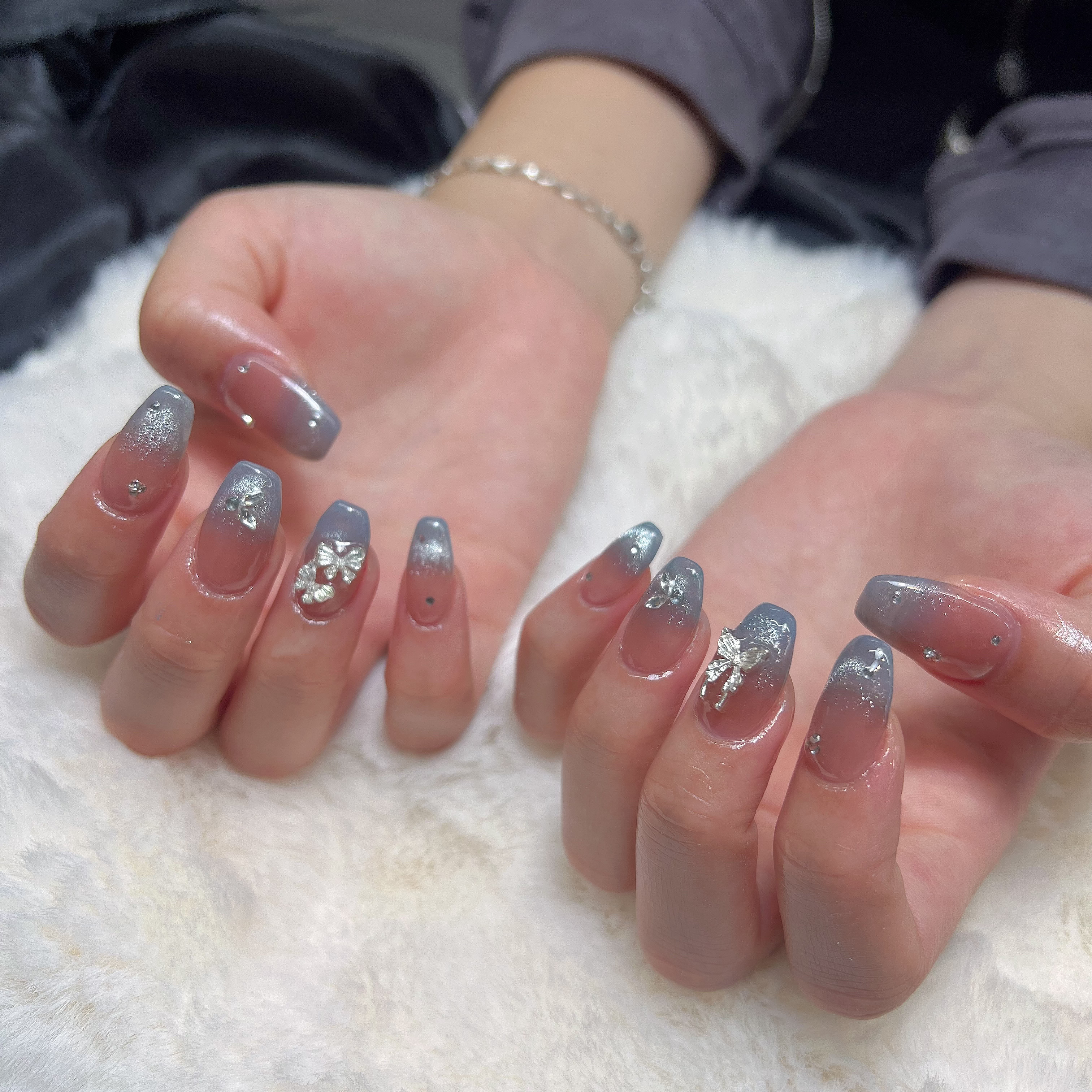 Berry_nails