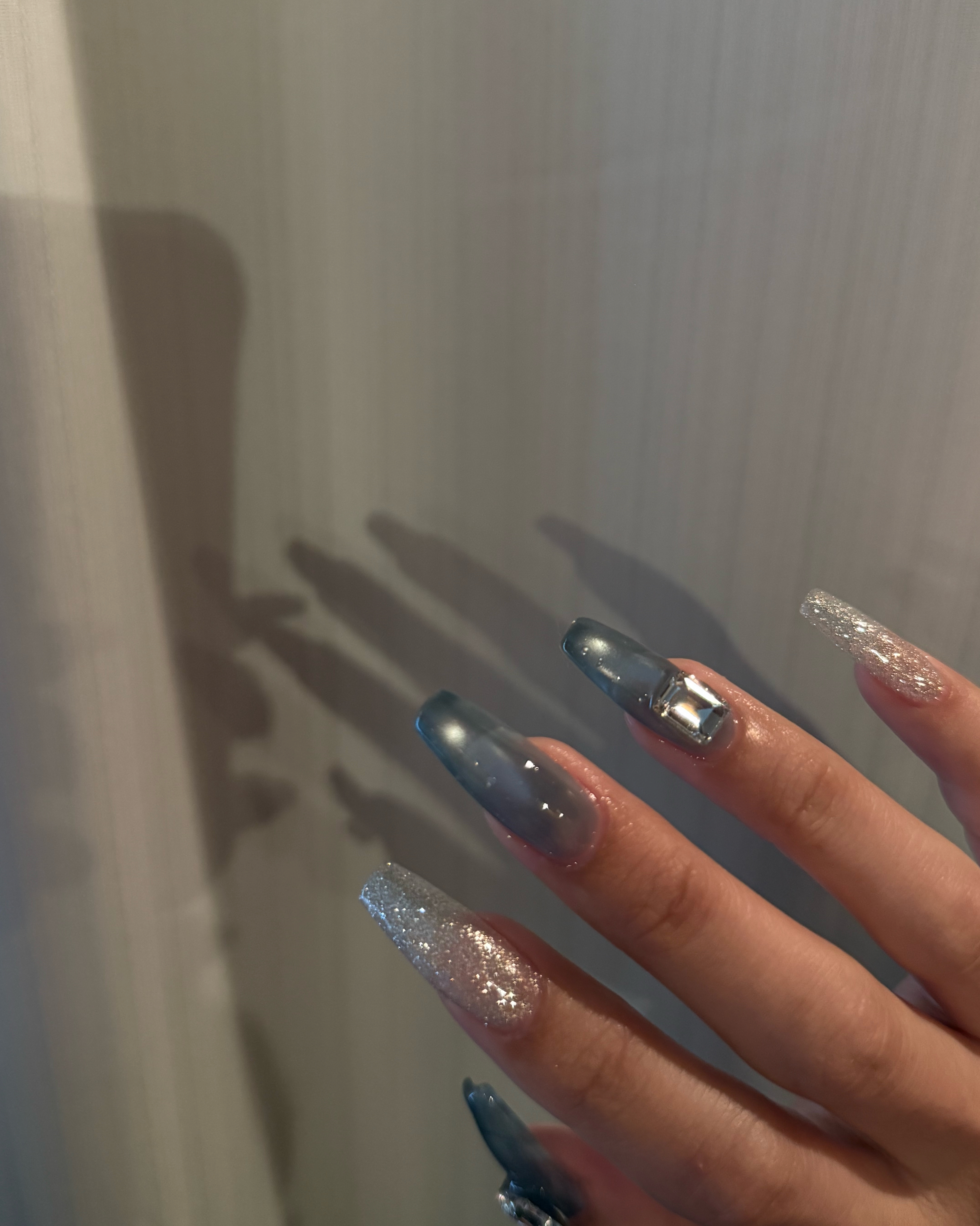 Ami_nail_