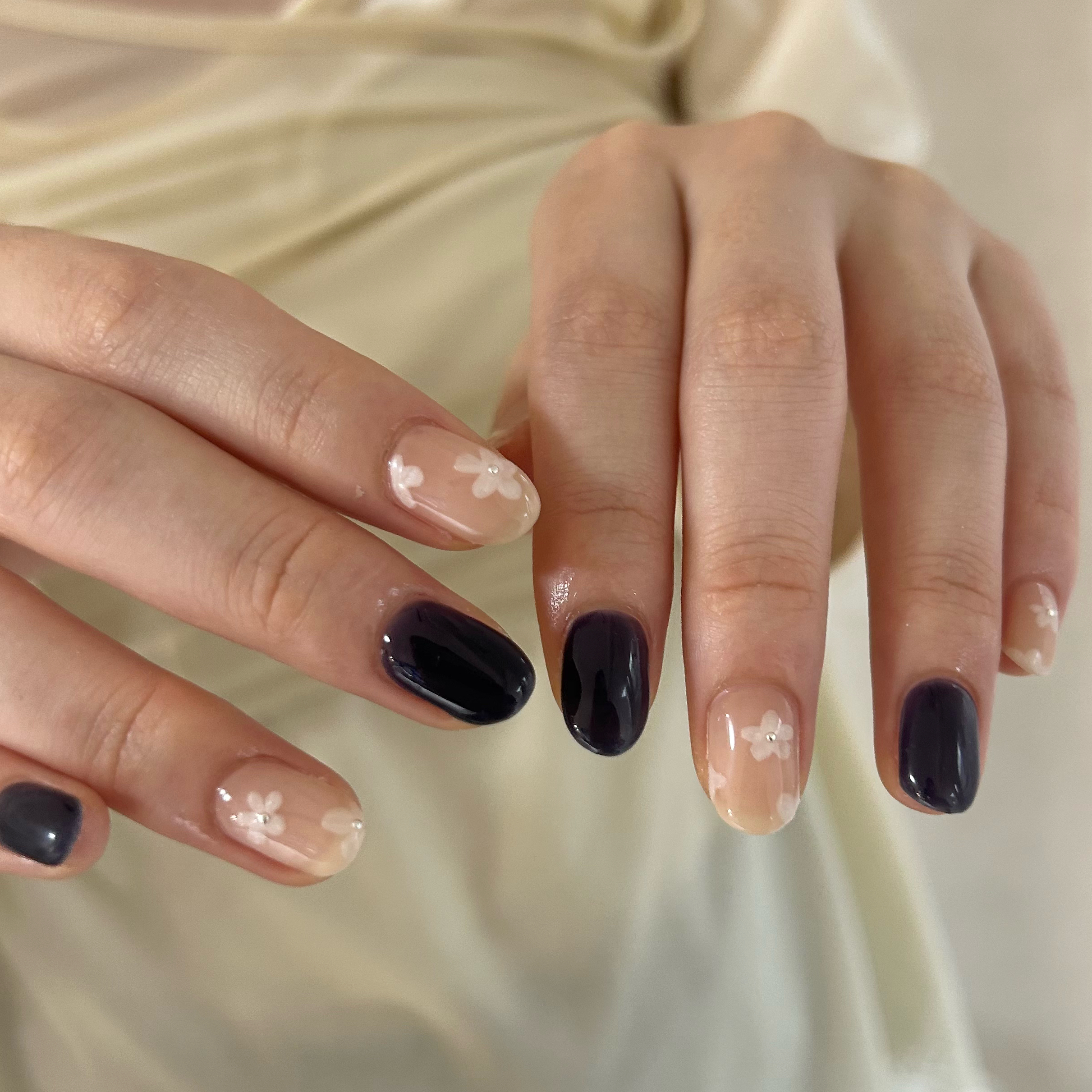 emmre_nail