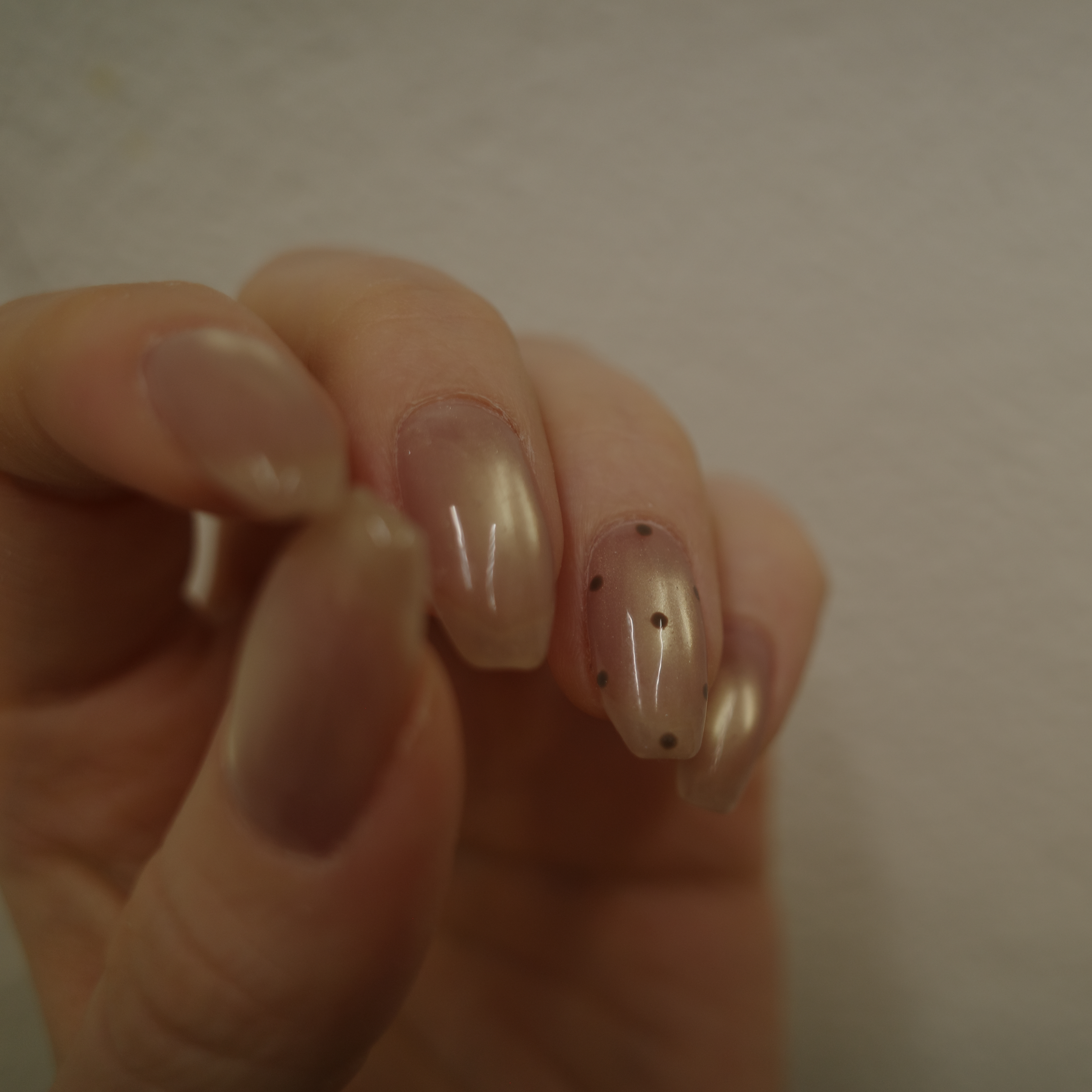 emi_nail