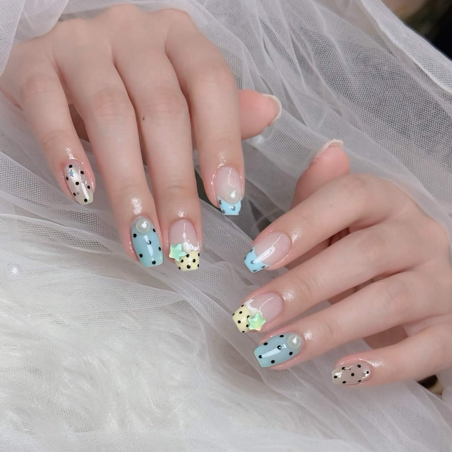 Lyly_Nail