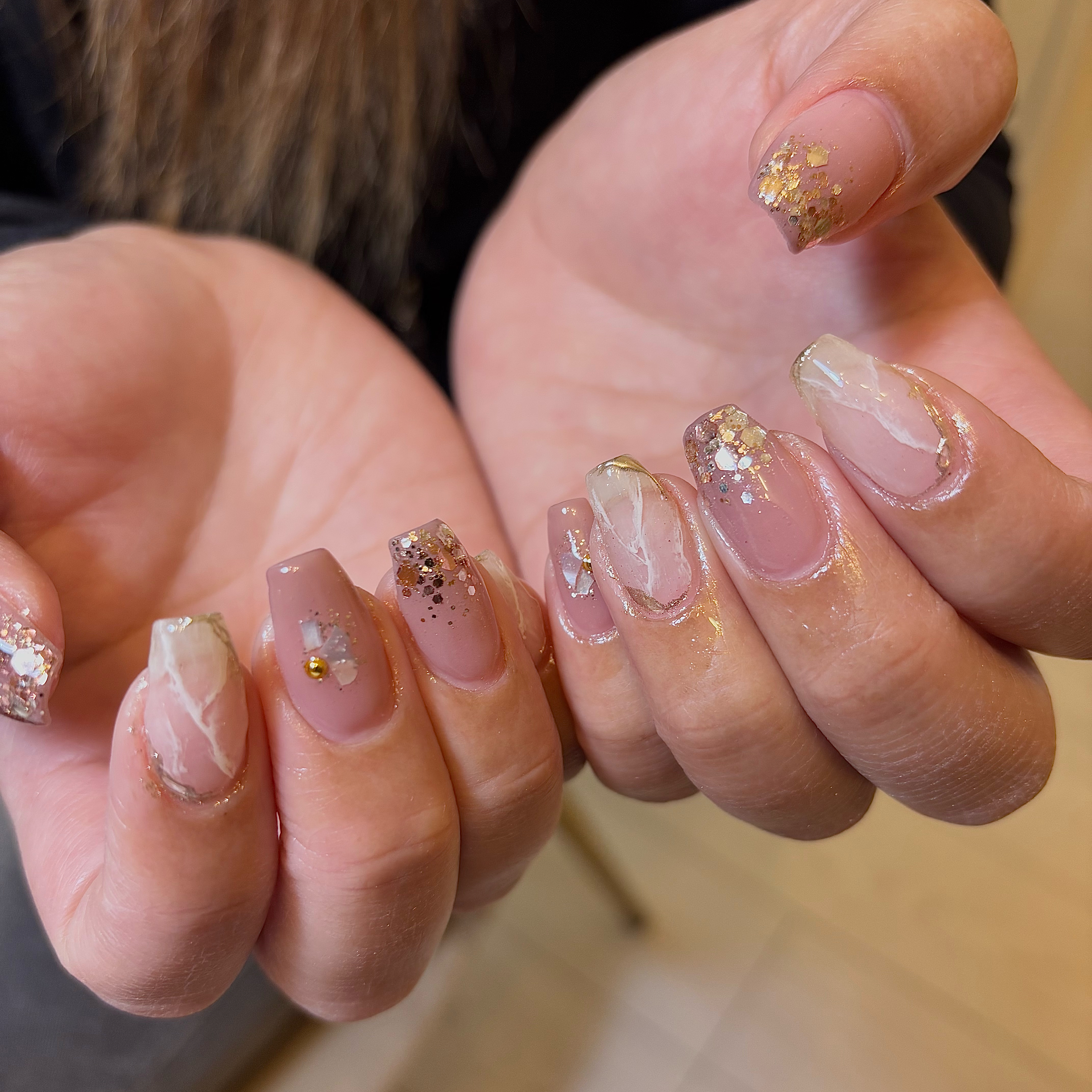 ayananails