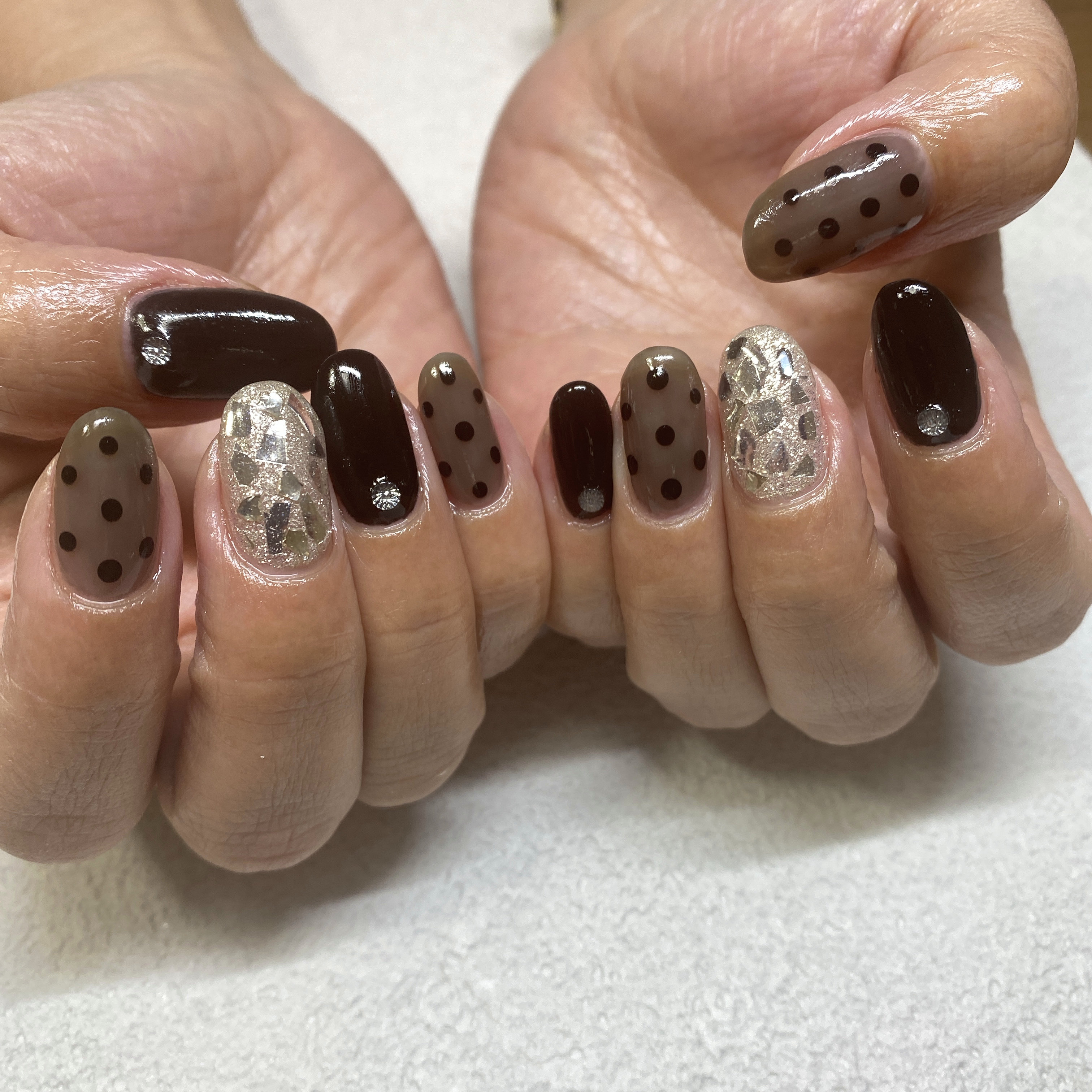 nail.salon.M.