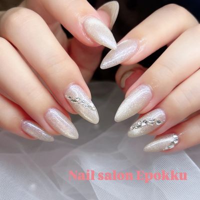 ✨長さ出し10本+デザイン2本🎨8本はワンカラー✨