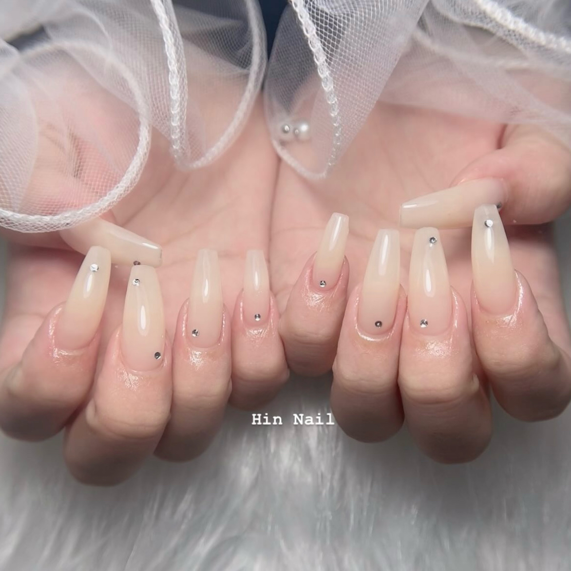 Hin_Nail