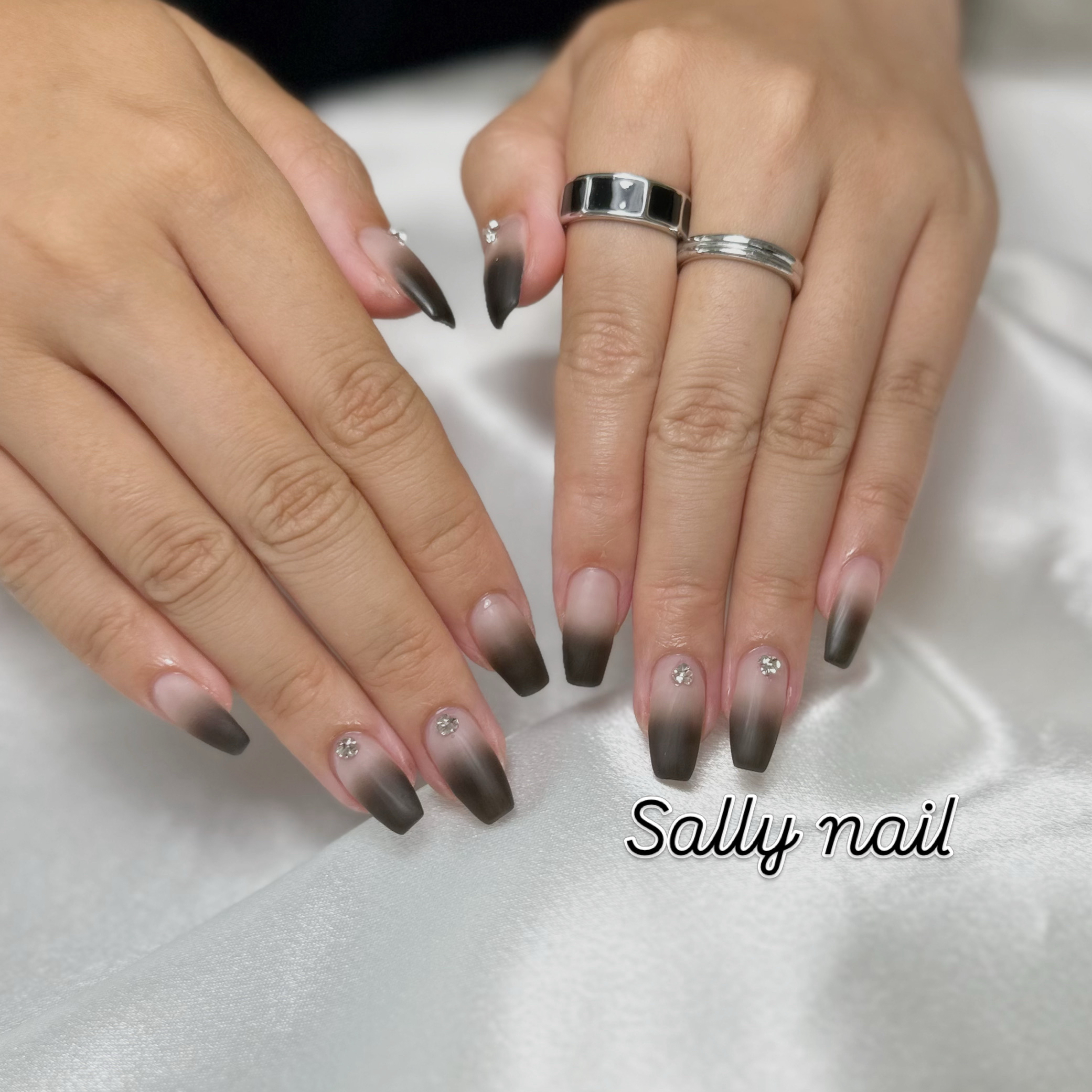 Sally_nail