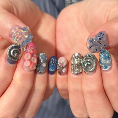 	お任せ個性派ネイル