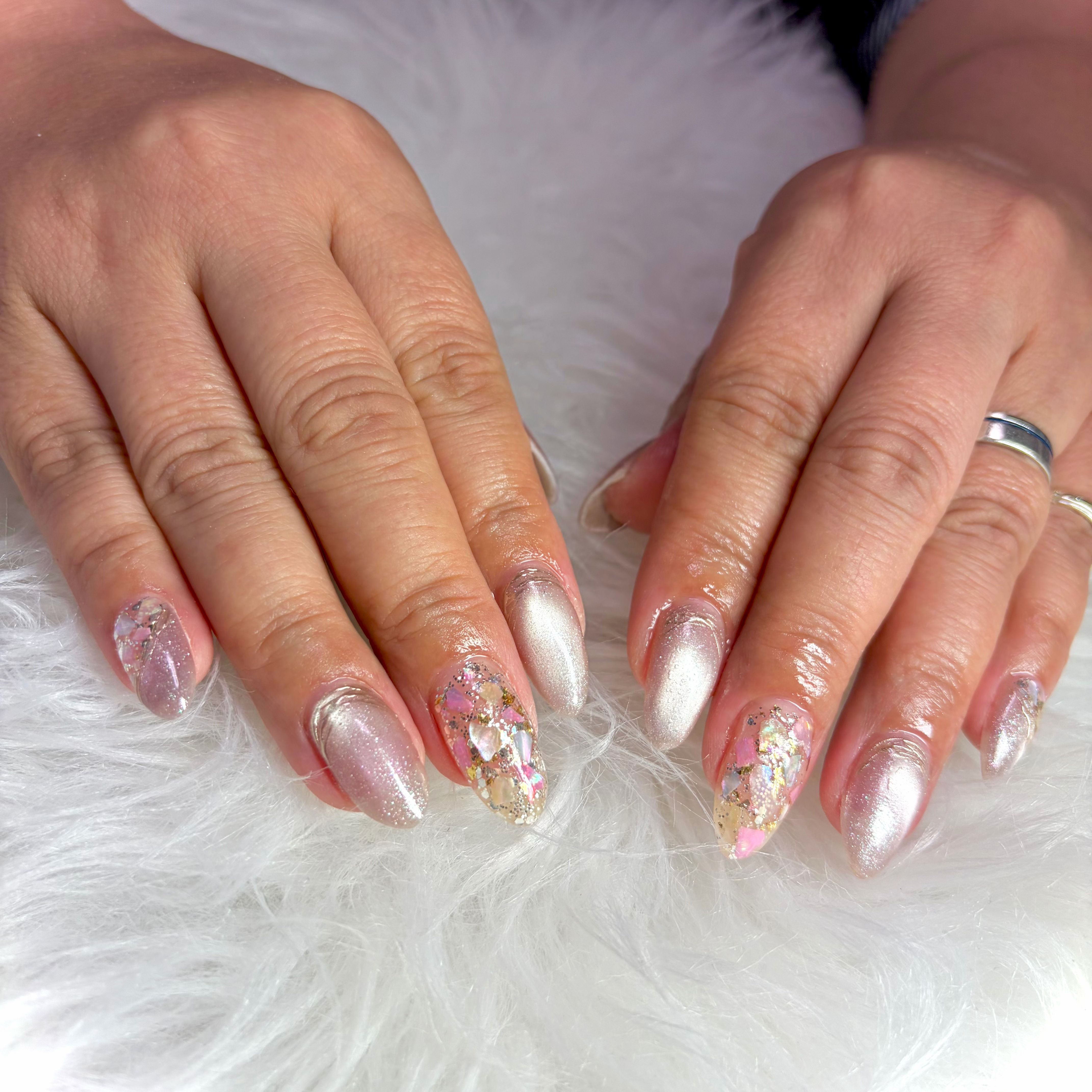 NailroomA