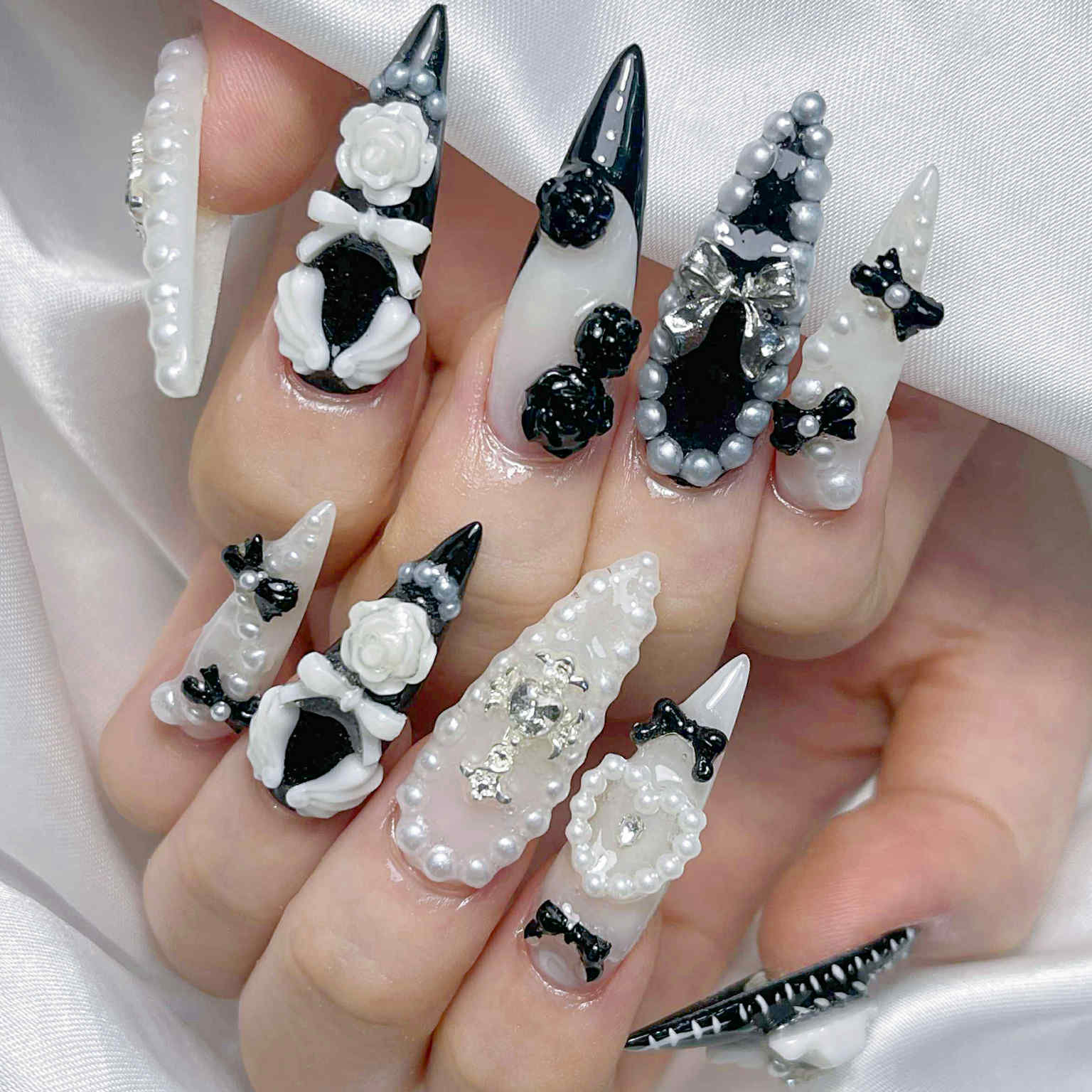 LEELA_NAIL