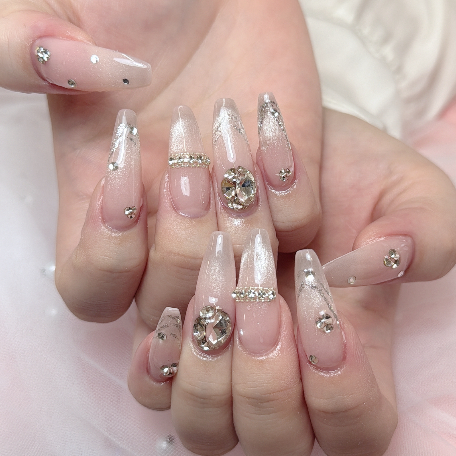 Vp1hue_nail