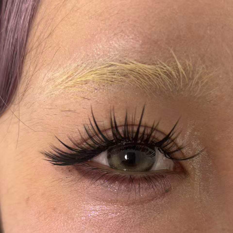 aya.CilsarSalon