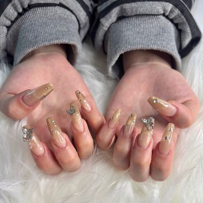 チップ長さ出し➕パーツ付け放題💅オフなし