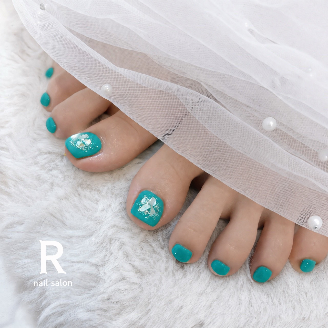 nail_r_akabane