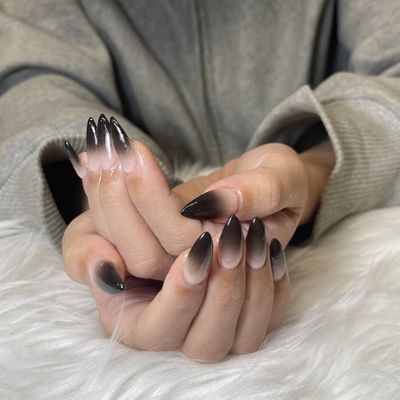グラテーションネイル(ラメ➖or フラッシュ)オーケー💕