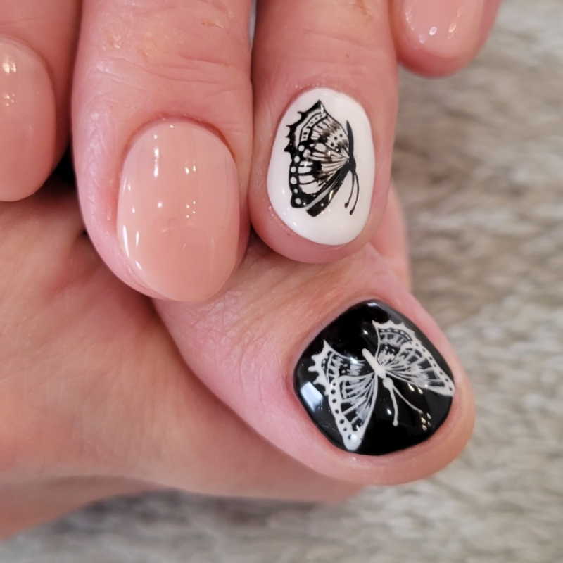 Petal_Mai_Nail